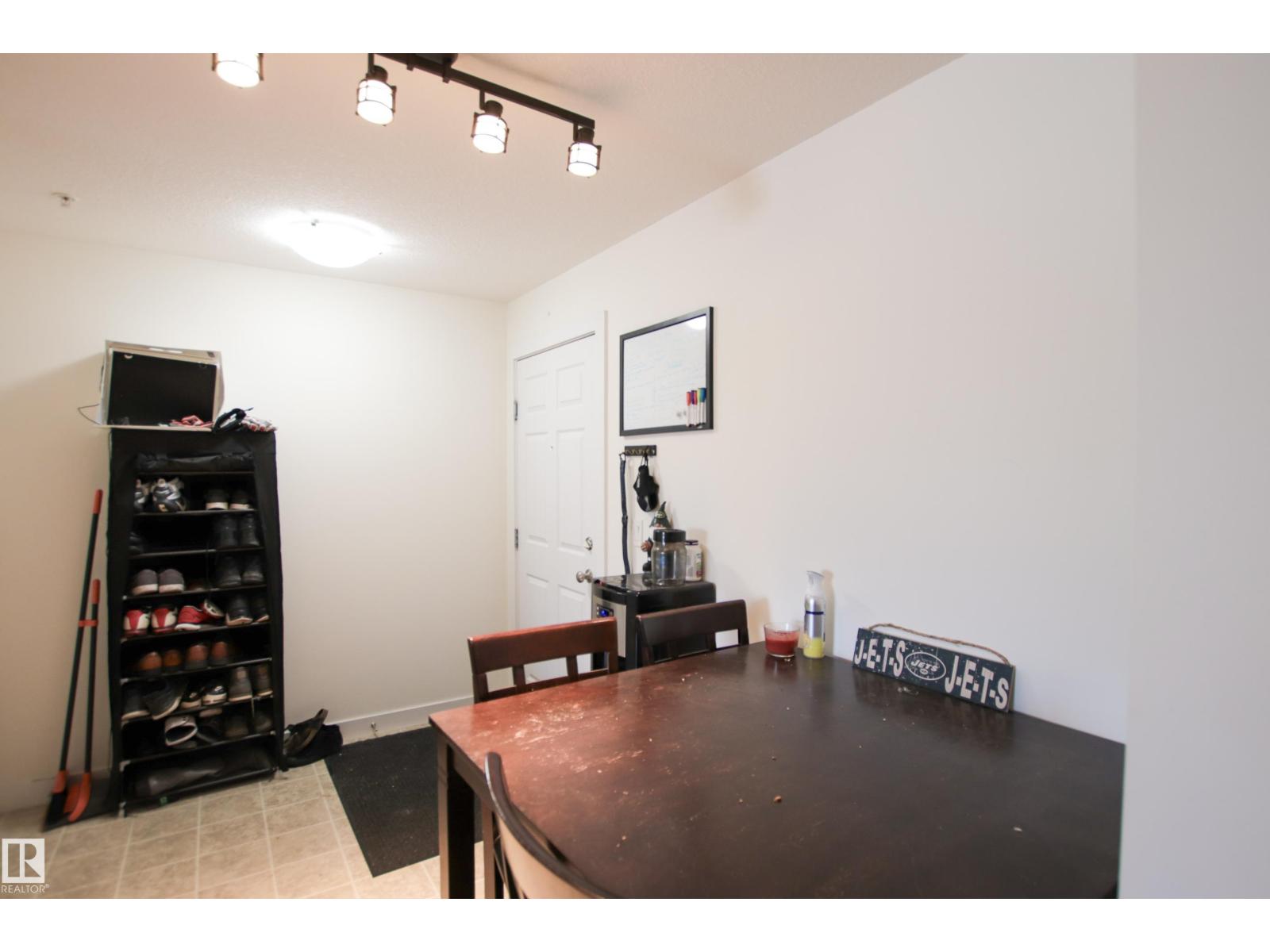 #125 920 156 St Nw Property Photo 4