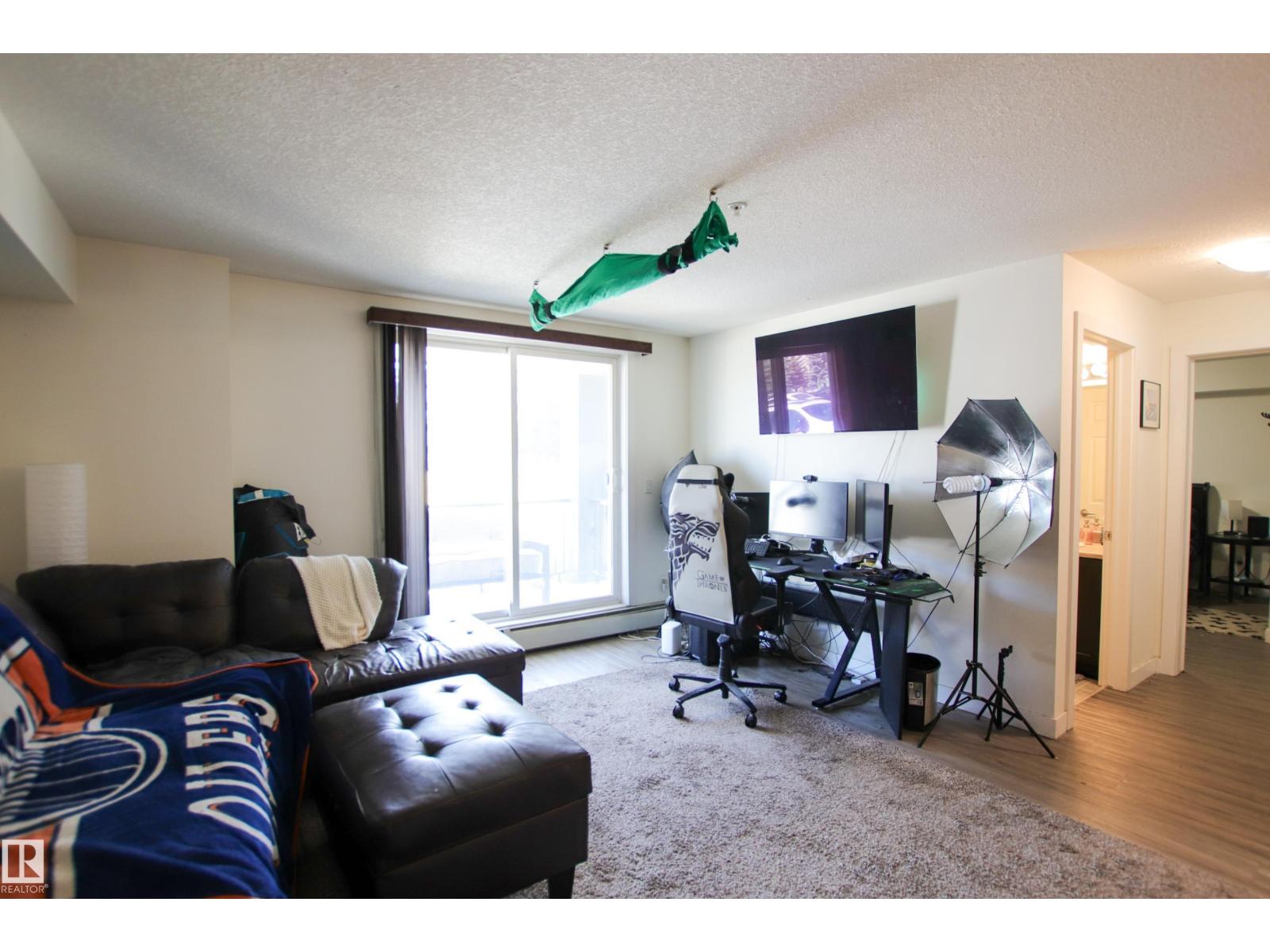 #125 920 156 St Nw Property Photo 14