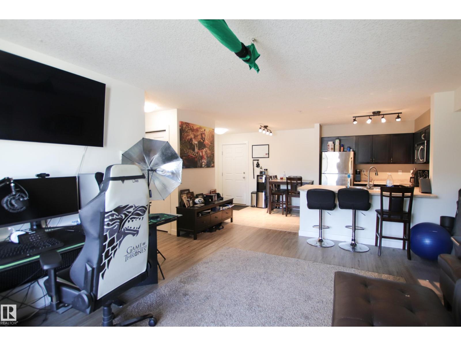 #125 920 156 St Nw Property Photo 15