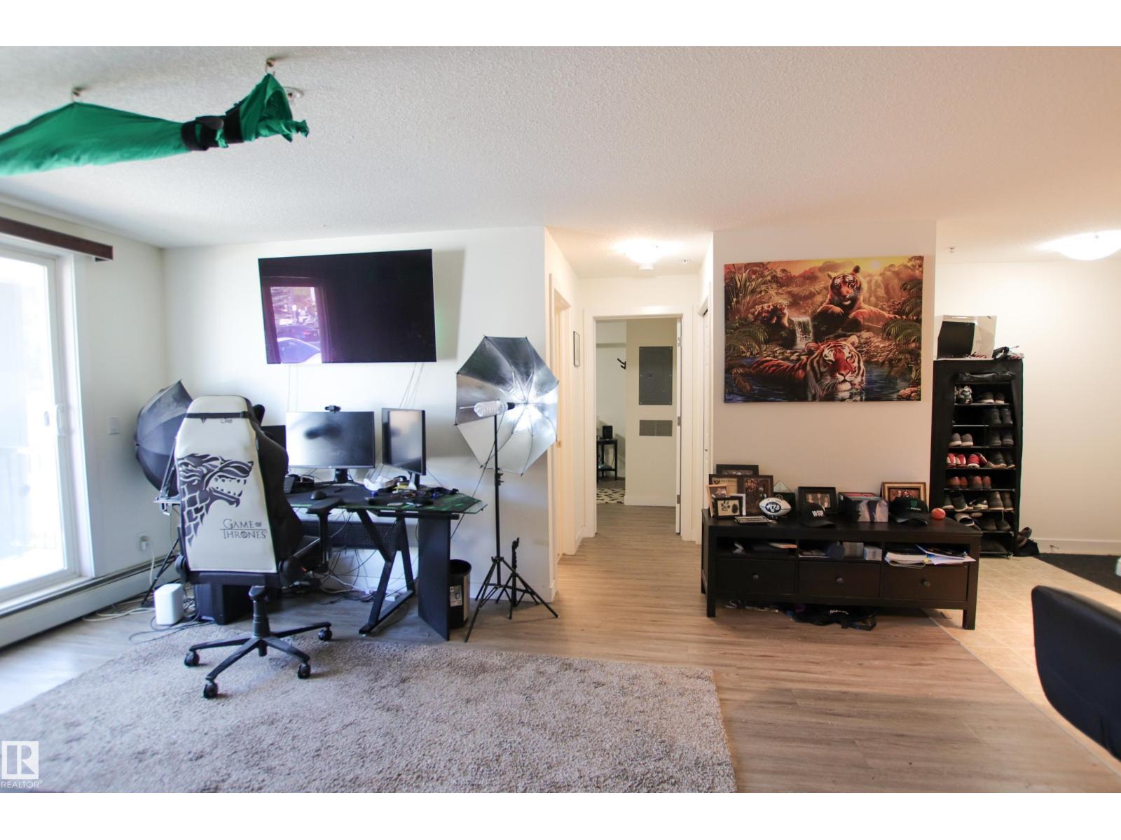 #125 920 156 St Nw Property Photo 18