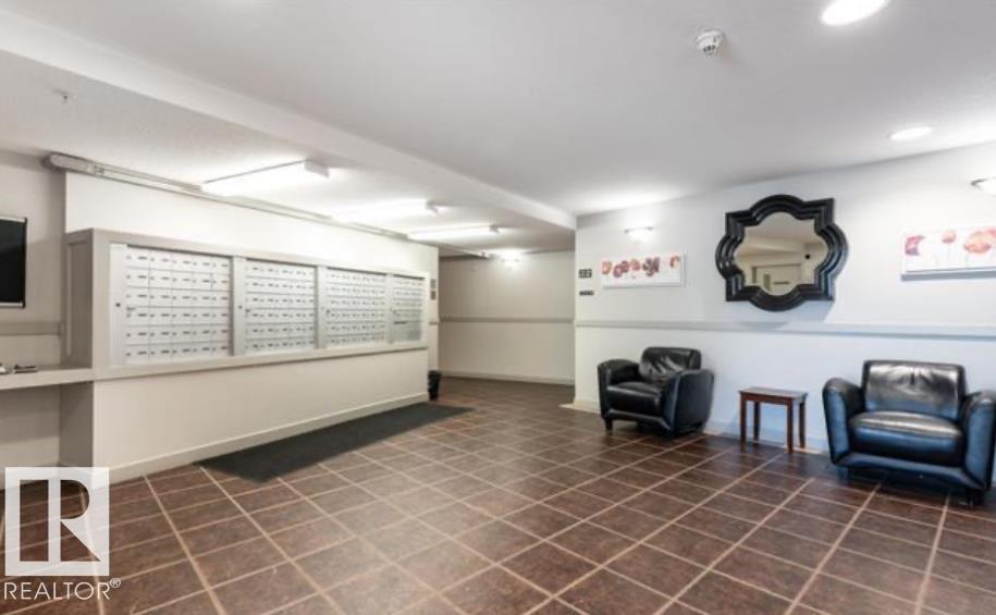 #125 920 156 St Nw Property Photo 26