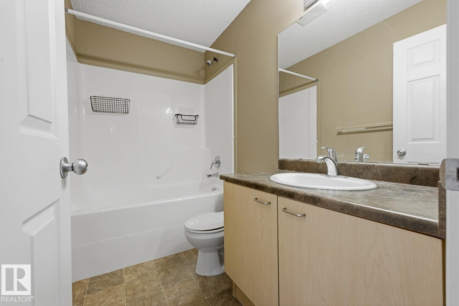 9047 Scott Cr Nw Property Photo 20