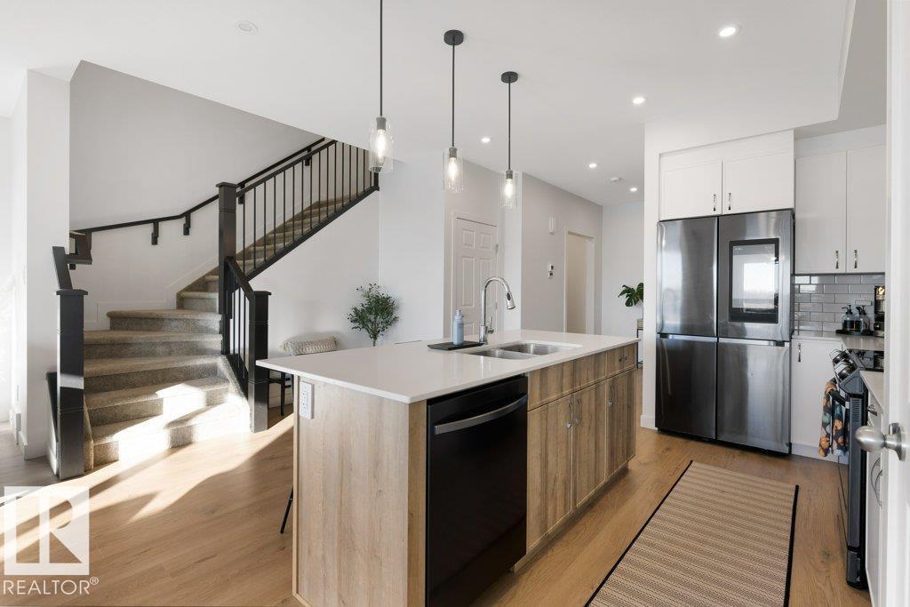 10 Nouveau Dr Property Photo 5