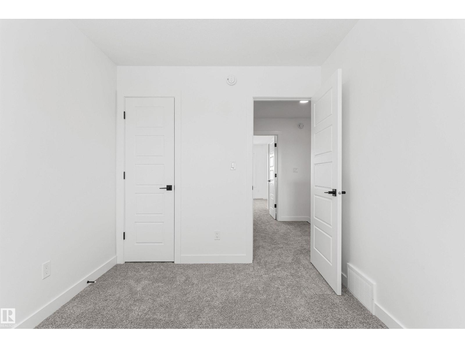 4233 63 St Property Photo 22