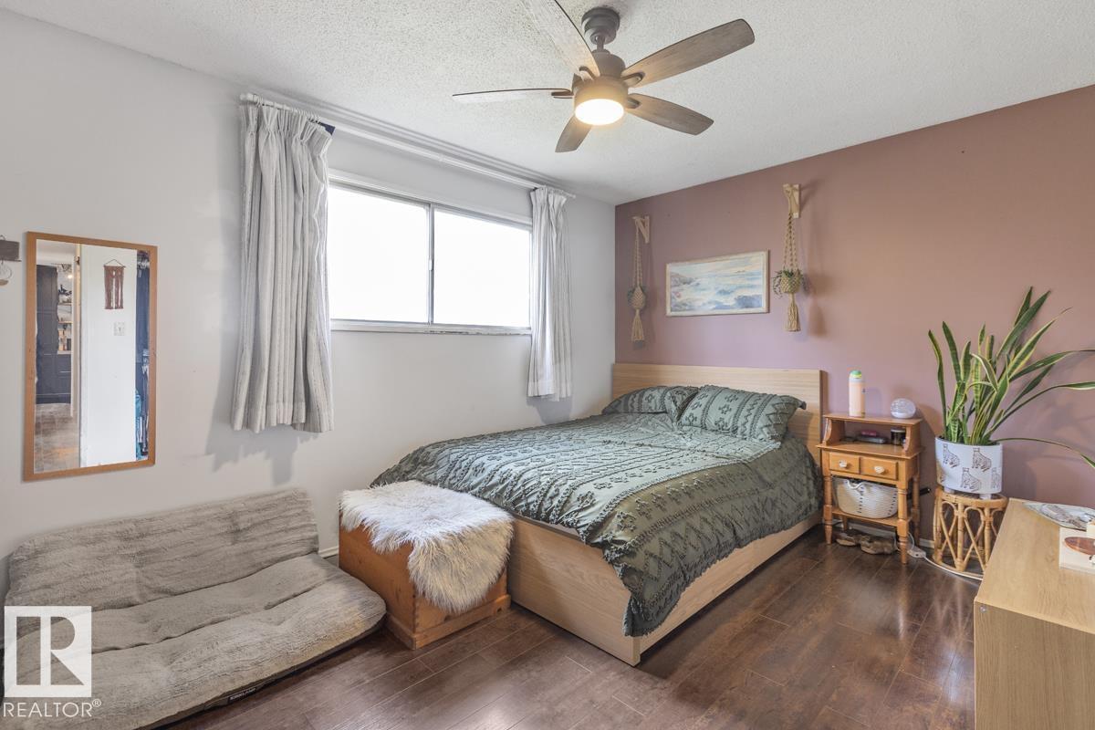8808 43 Av Nw Property Photo 15