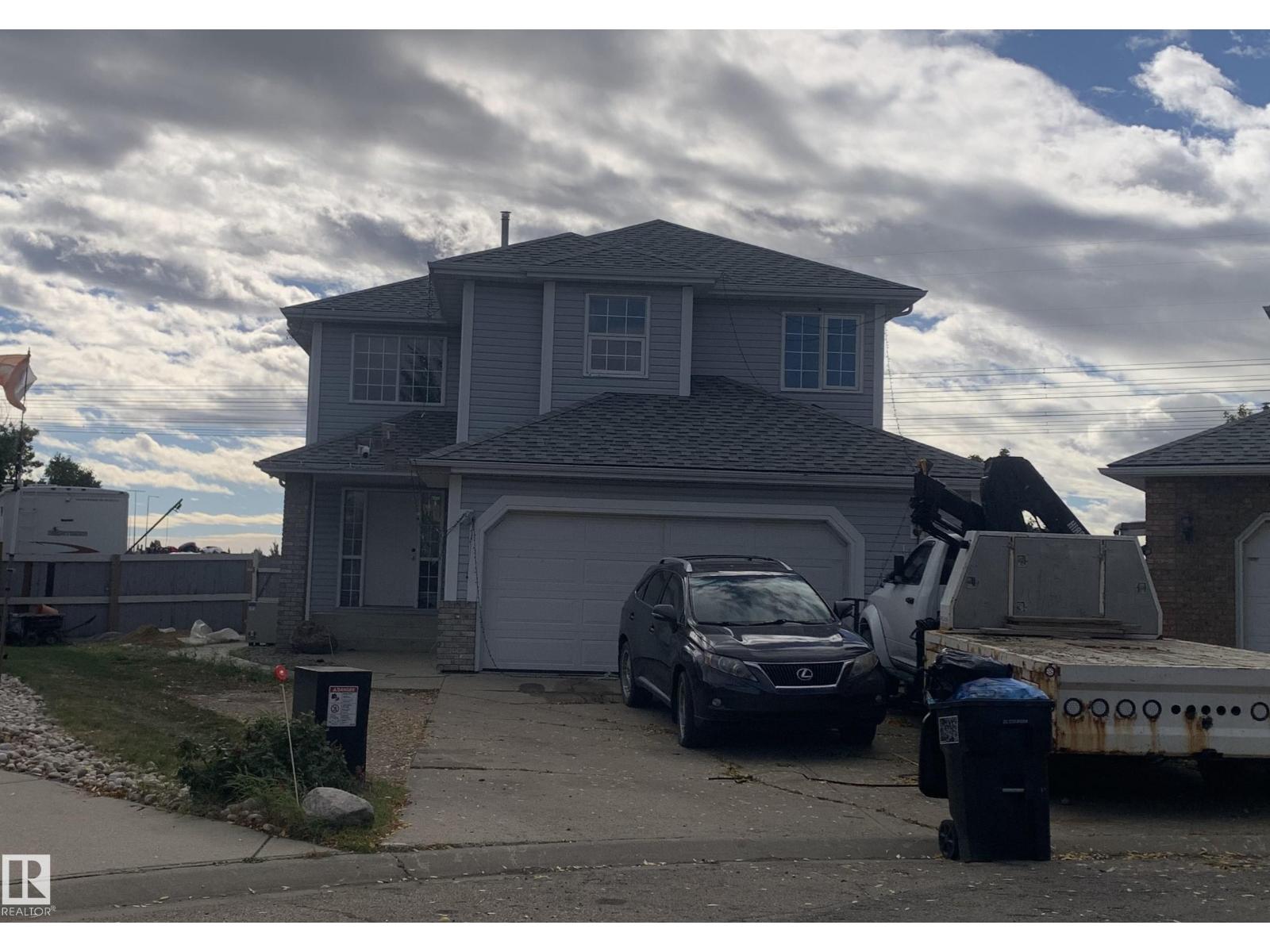 11511 9 Av Nw Property Photo 1