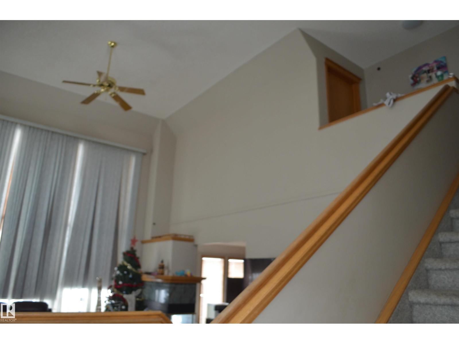 11511 9 Av Nw Property Photo 8