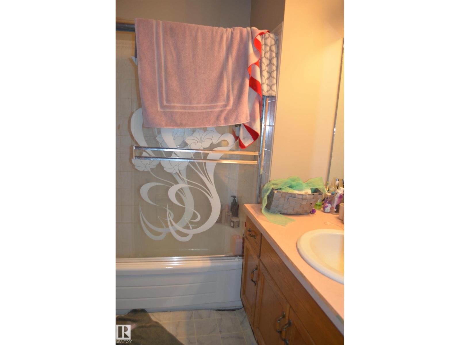 11511 9 Av Nw Property Photo 20