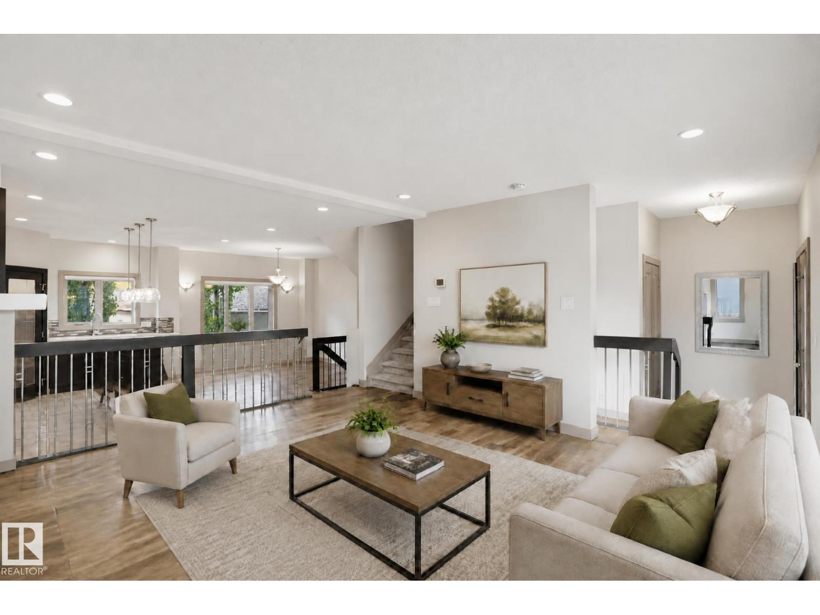 7716 112 St Nw Property Photo 8