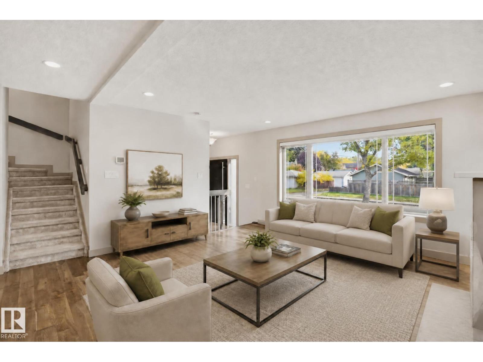 7716 112 St Nw Property Photo 10