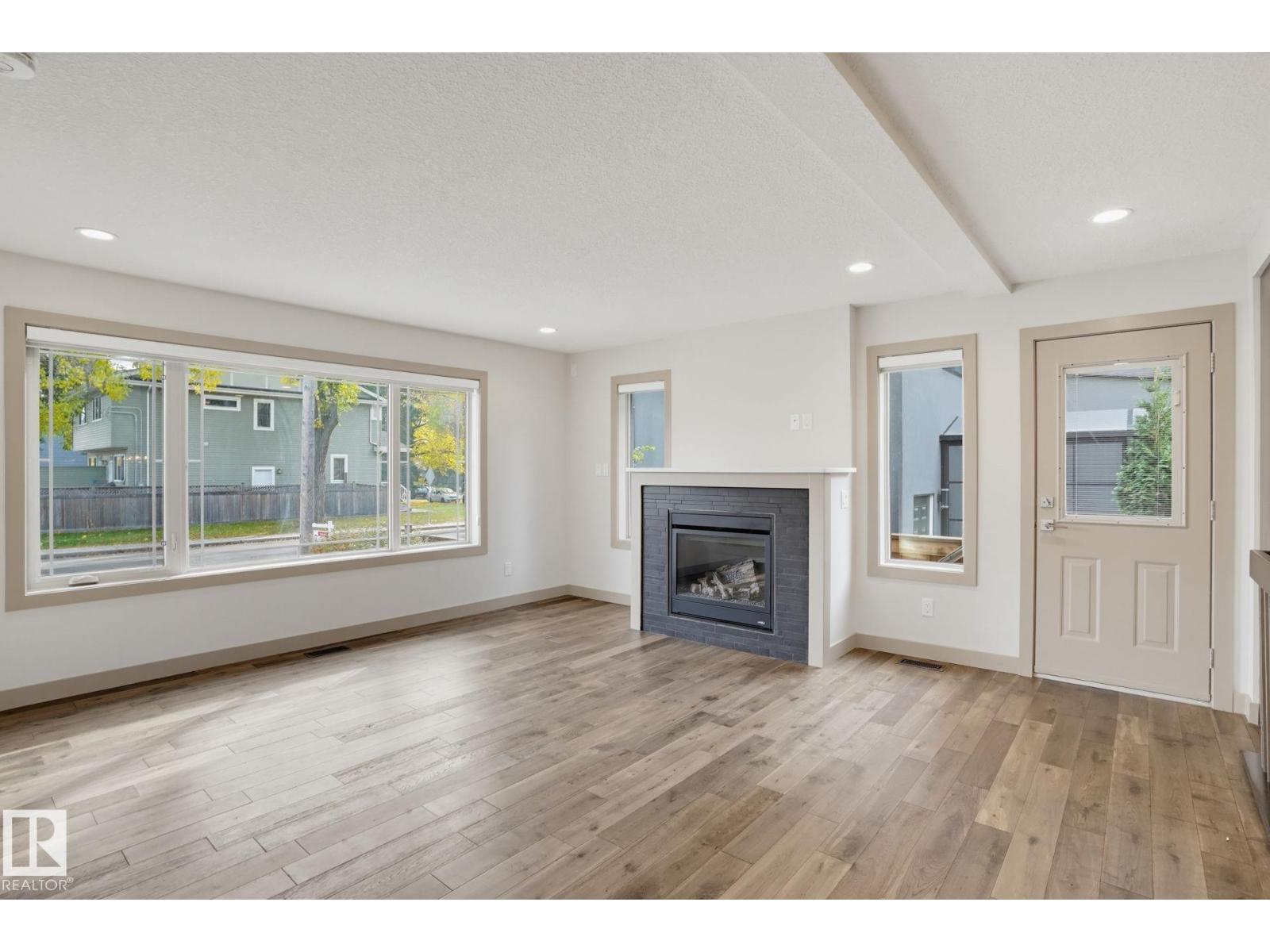 7716 112 St Nw Property Photo 13