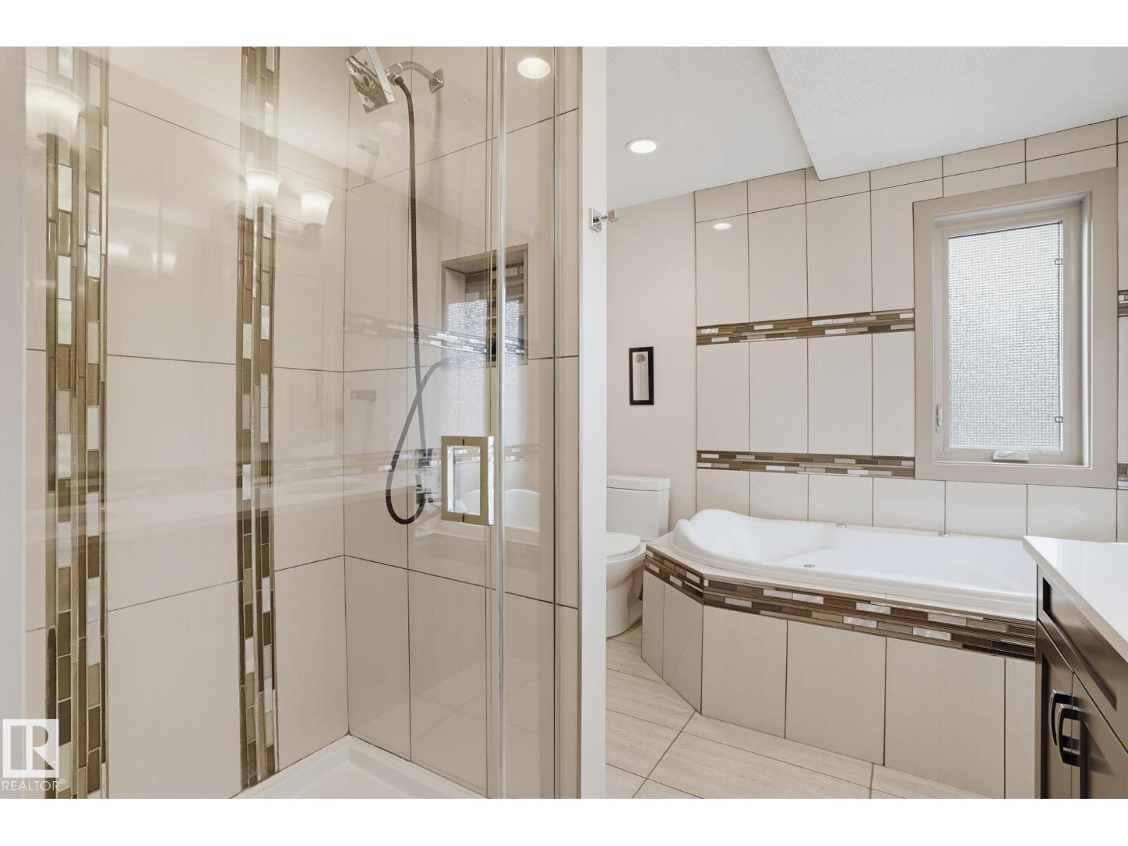 7716 112 St Nw Property Photo 32