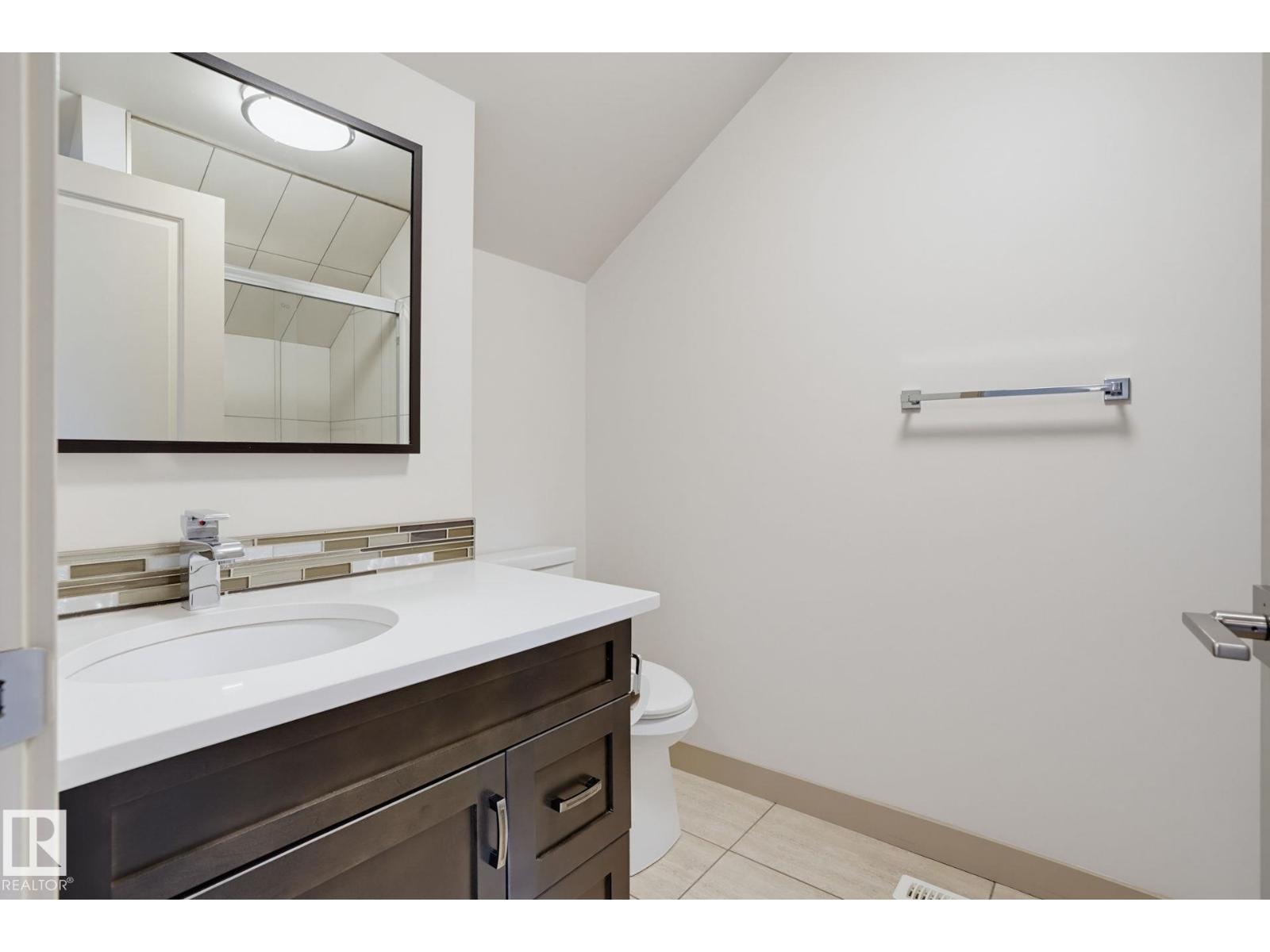 7716 112 St Nw Property Photo 45