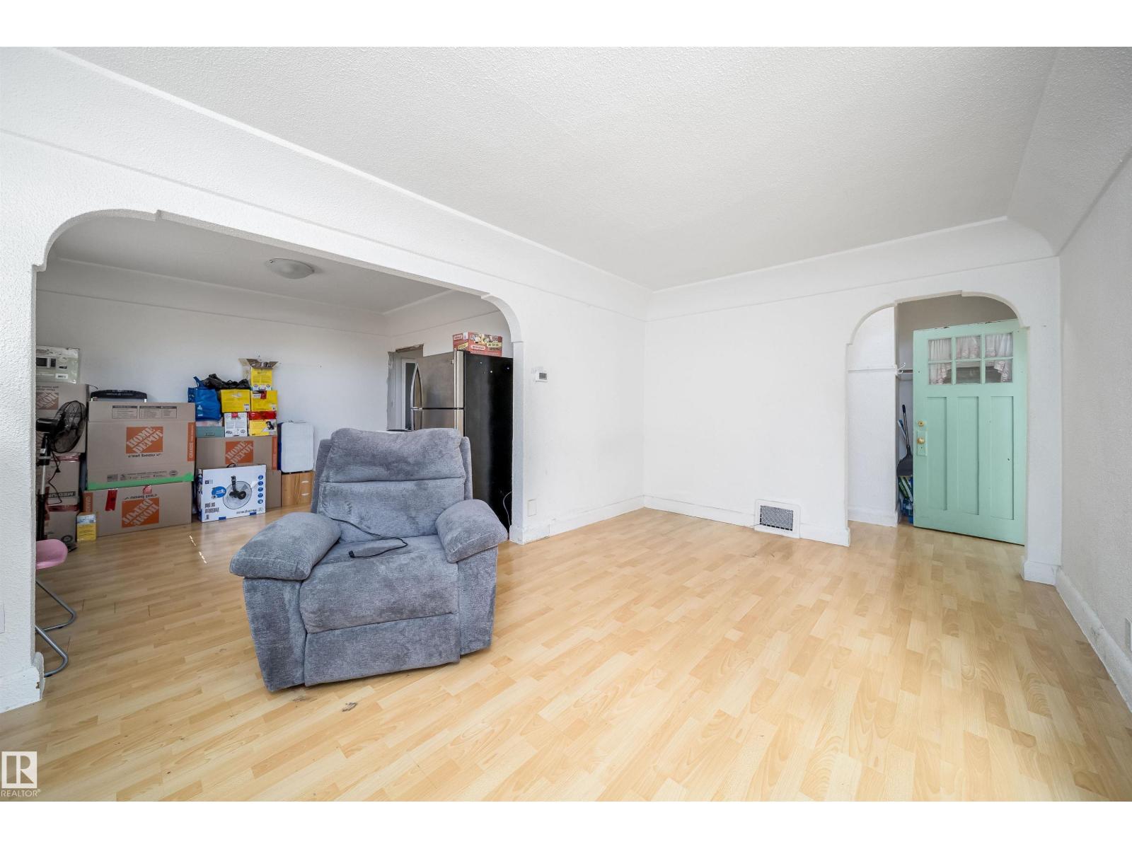 11604 97 St Nw Nw Property Photo 7