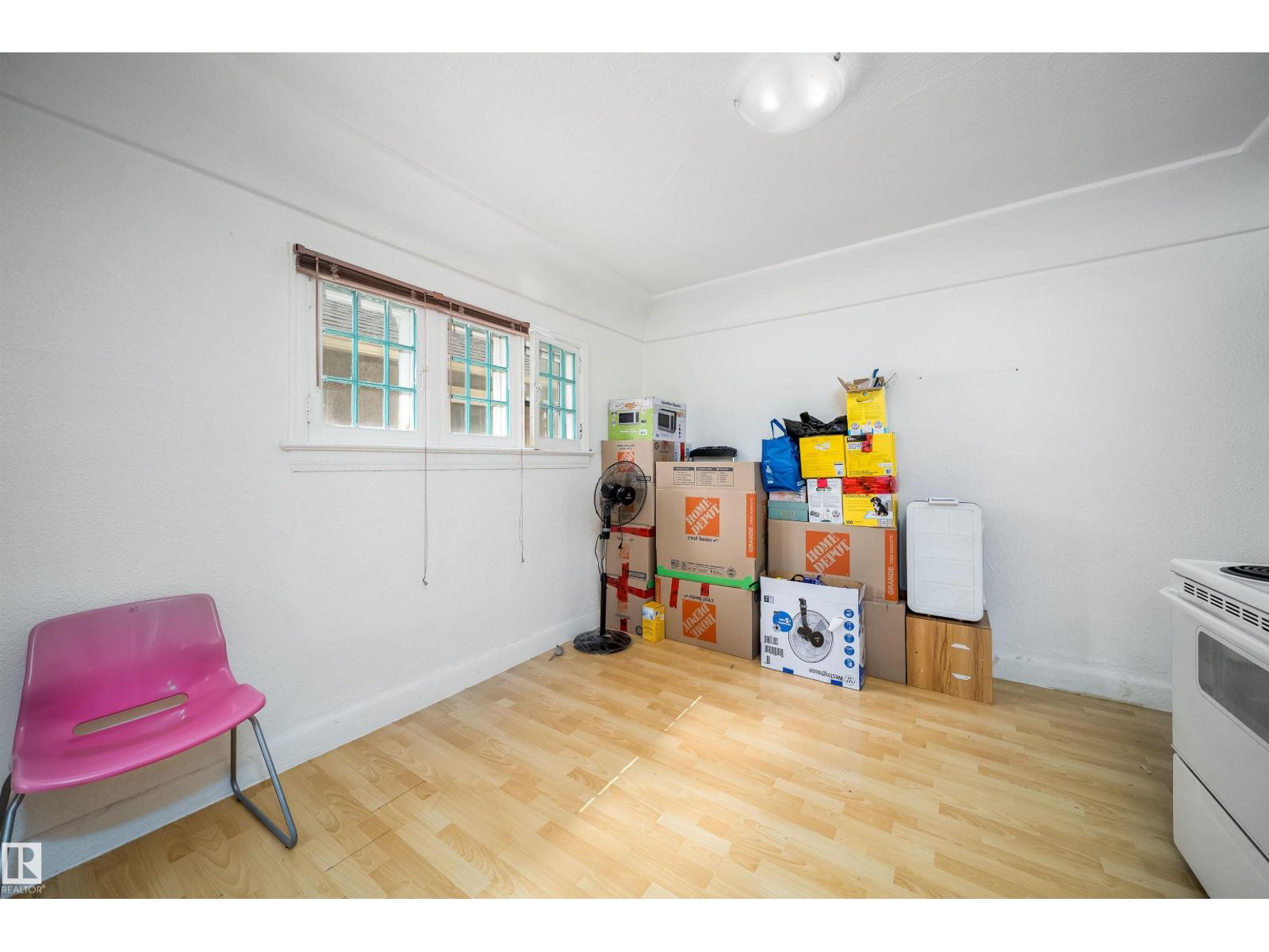 11604 97 St Nw Nw Property Photo 15