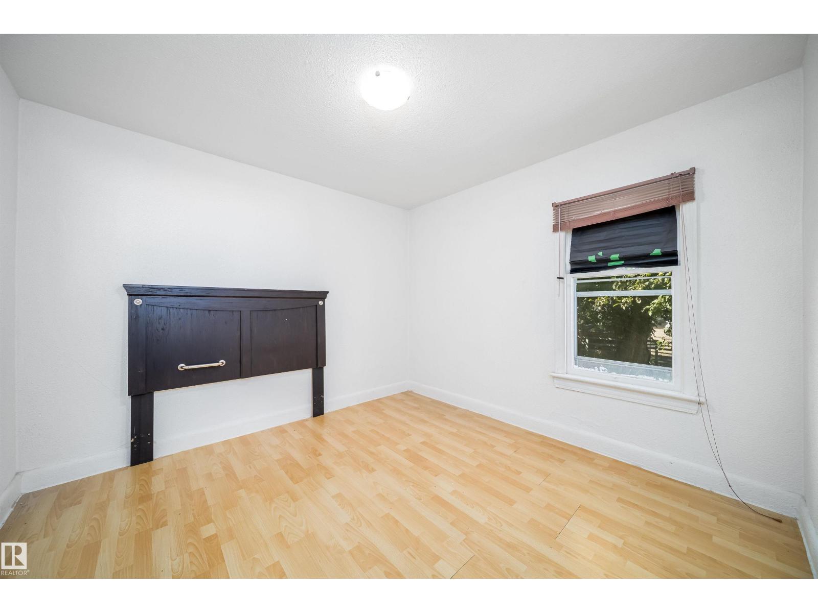 11604 97 St Nw Nw Property Photo 16
