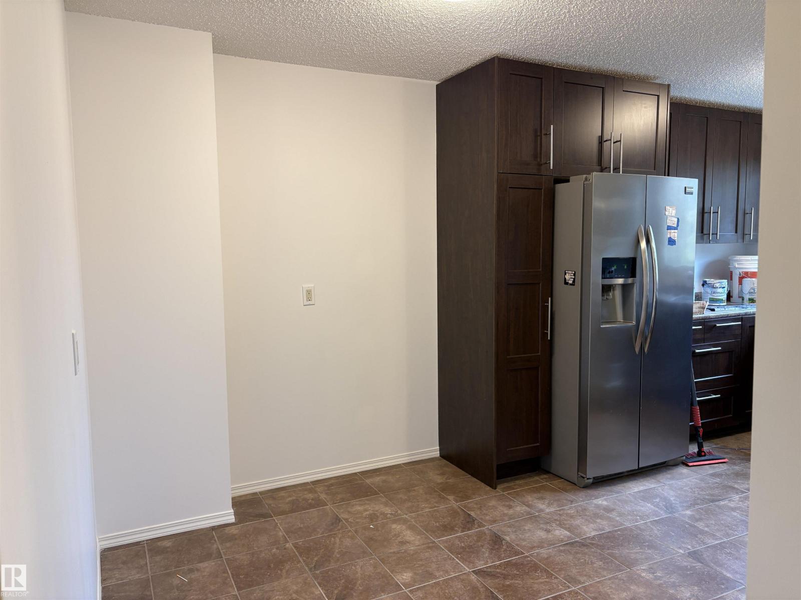 5731 144 Av Nw Property Photo 6
