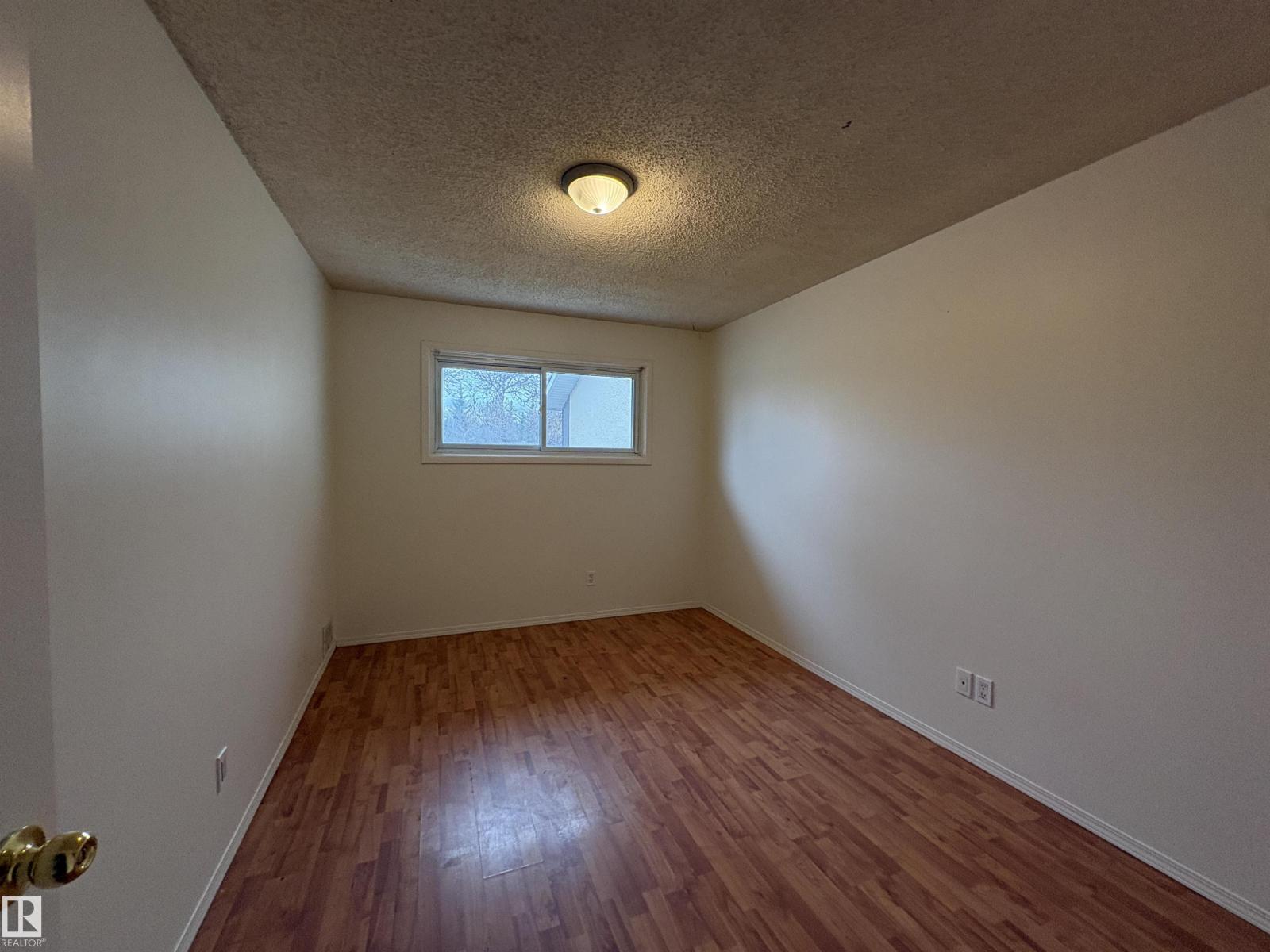 5731 144 Av Nw Property Photo 13
