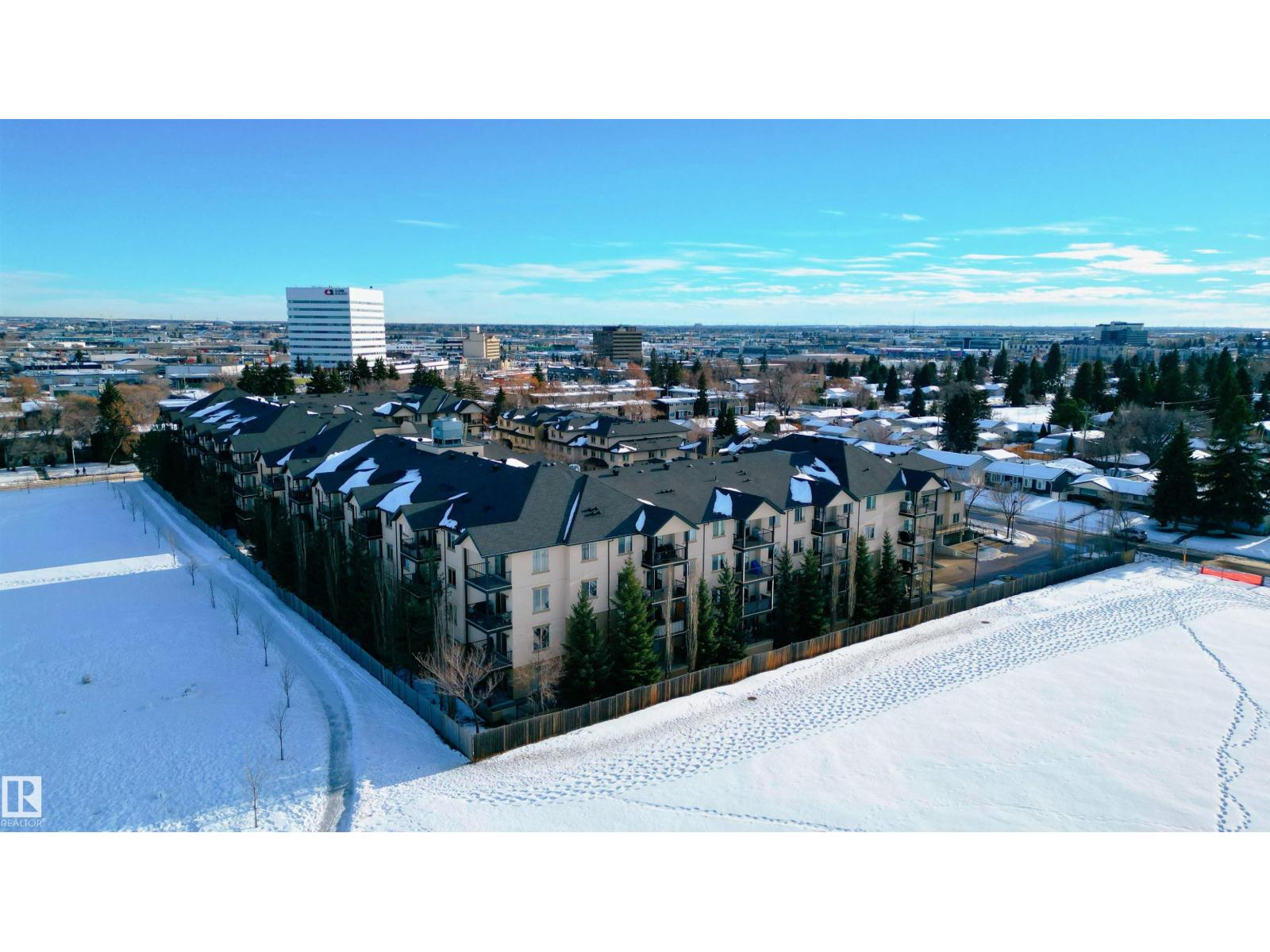 #316 10530 56 Av Nw Property Photo 4