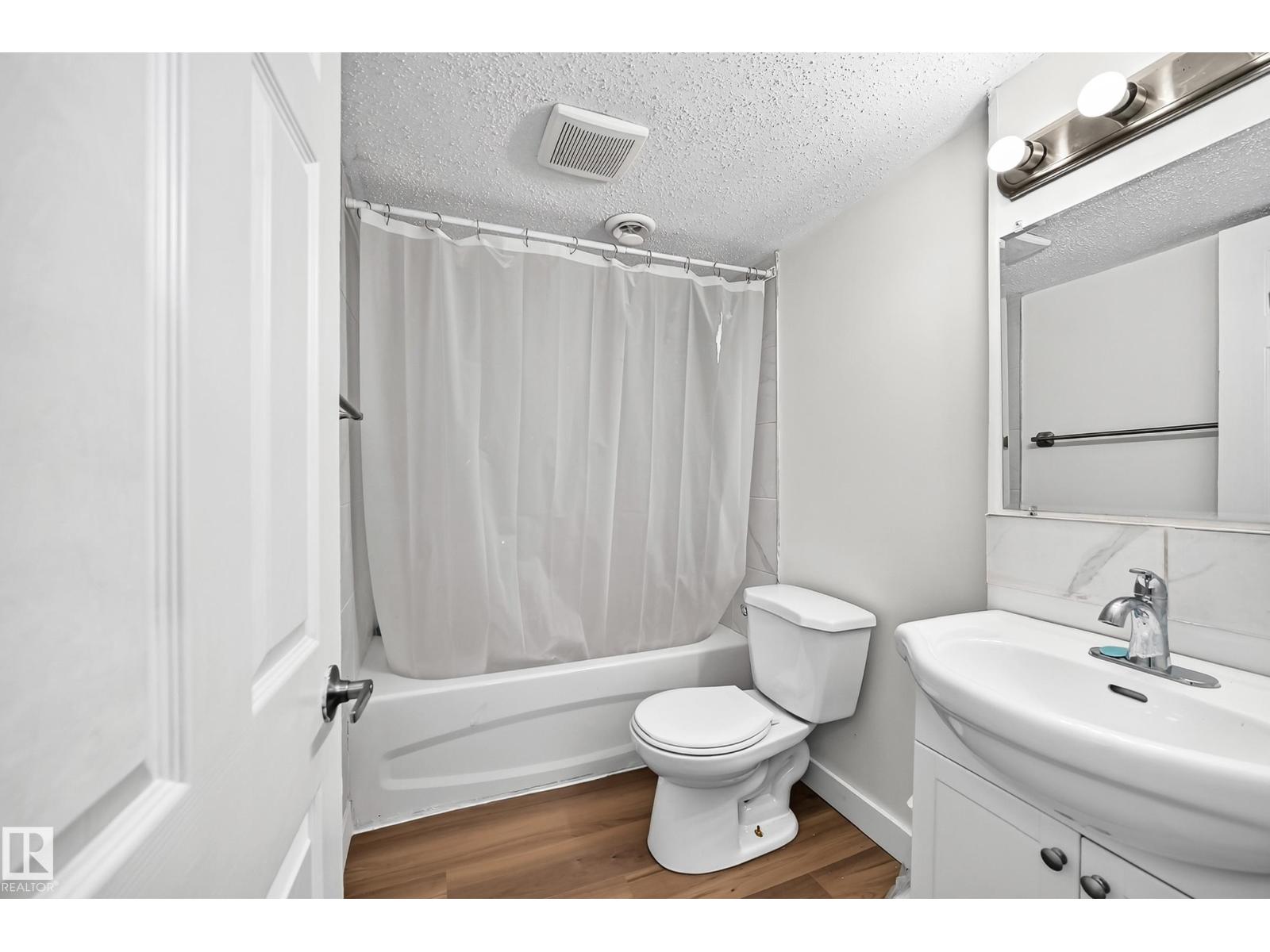 12156 92 St Nw Property Photo 18