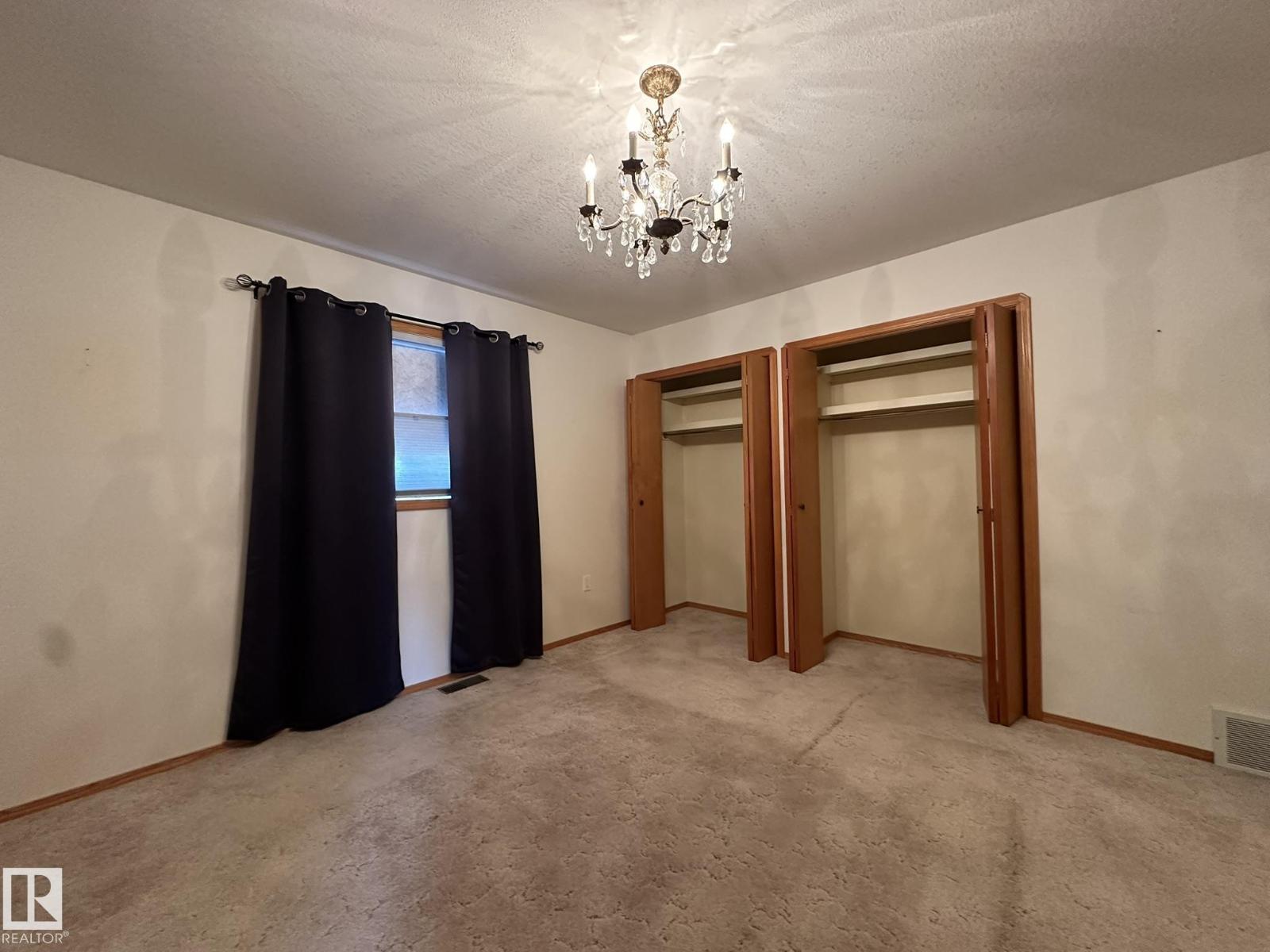 5412 43 St Property Photo 22
