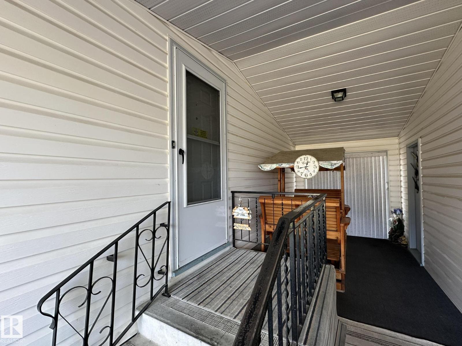 5412 43 St Property Photo 40