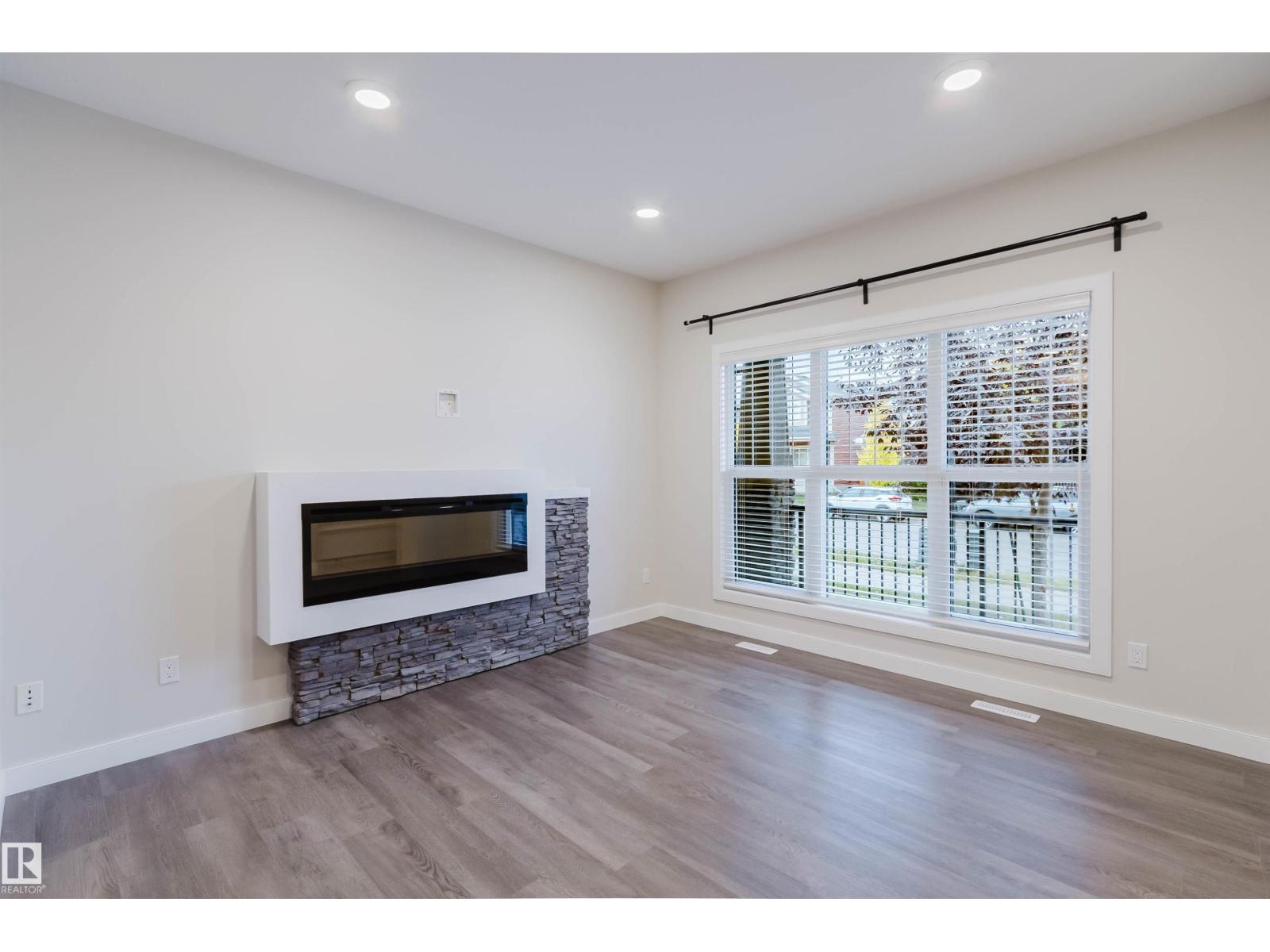 8104 224 St Nw Property Photo 7