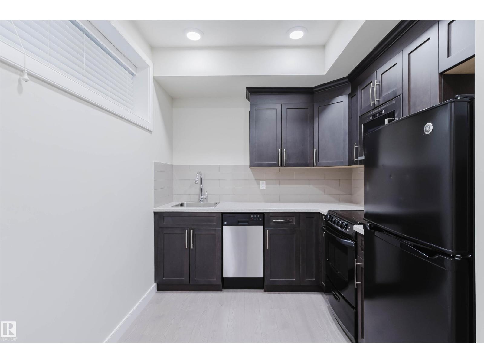 8104 224 St Nw Property Photo 36