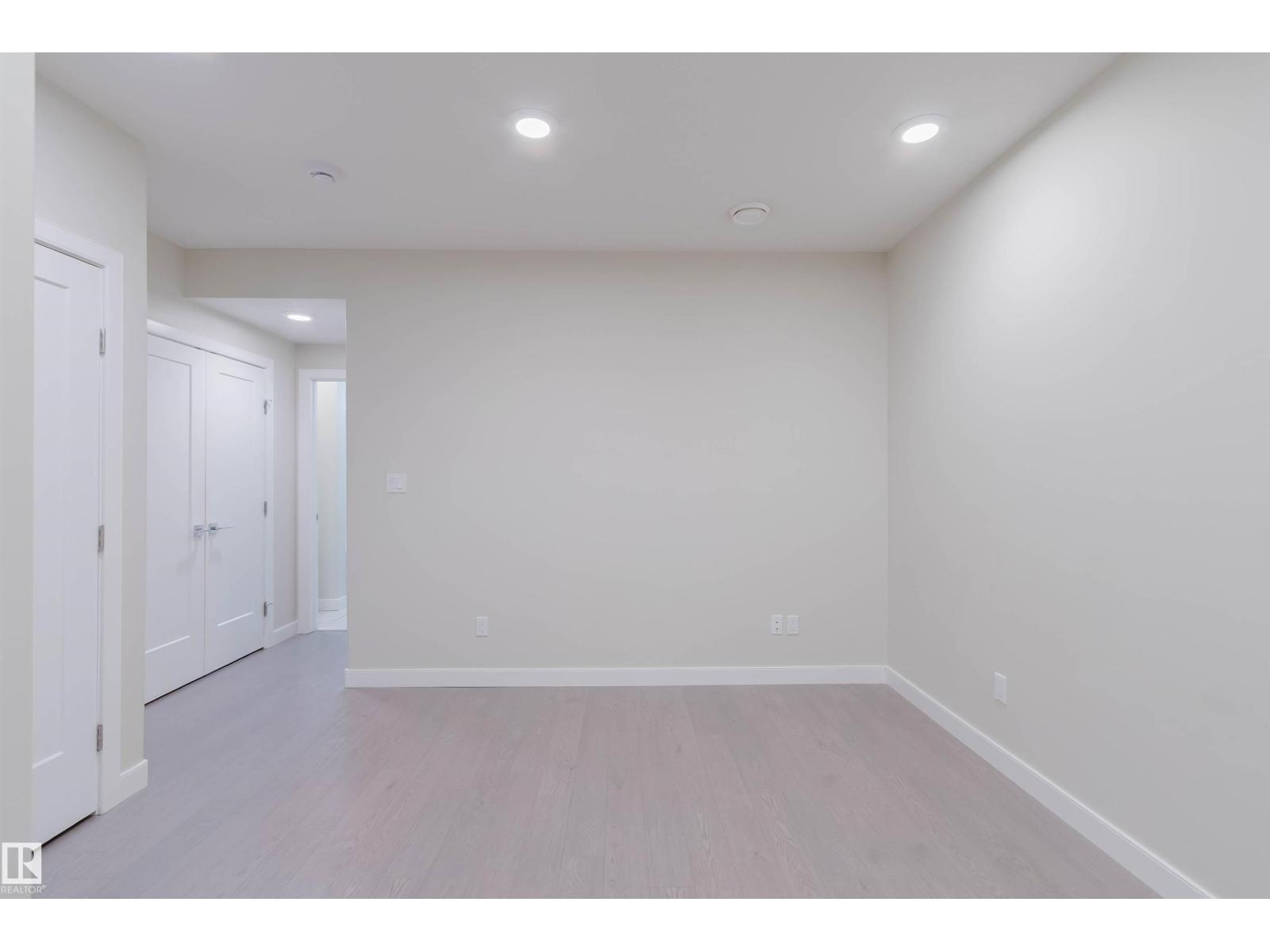 8104 224 St Nw Property Photo 39