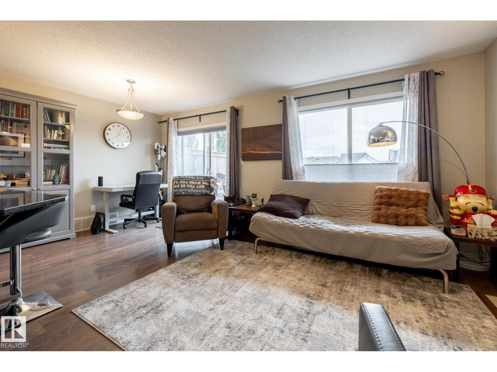 2093 Chalmers Wy Sw Property Photo 3
