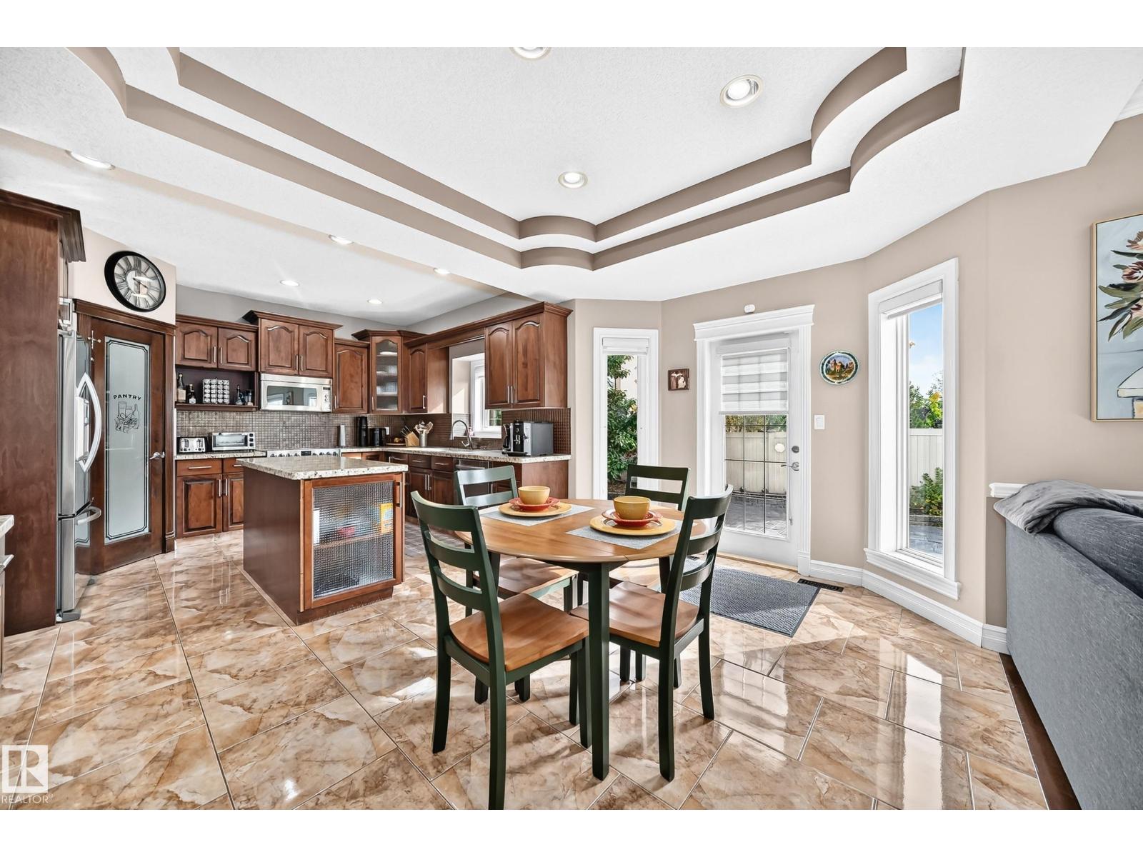 7211 170 Av Nw Property Photo 15
