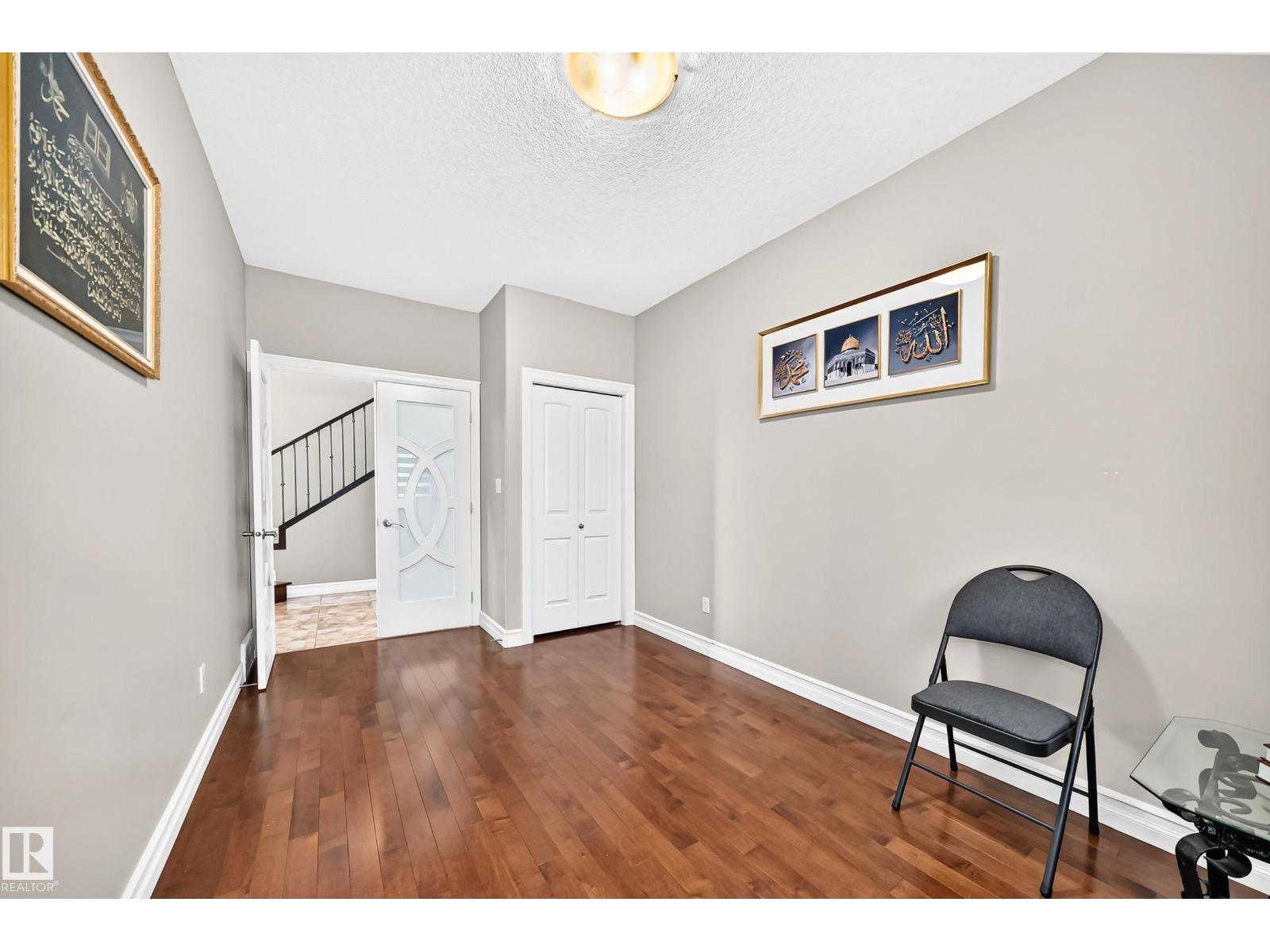 7211 170 Av Nw Property Photo 29