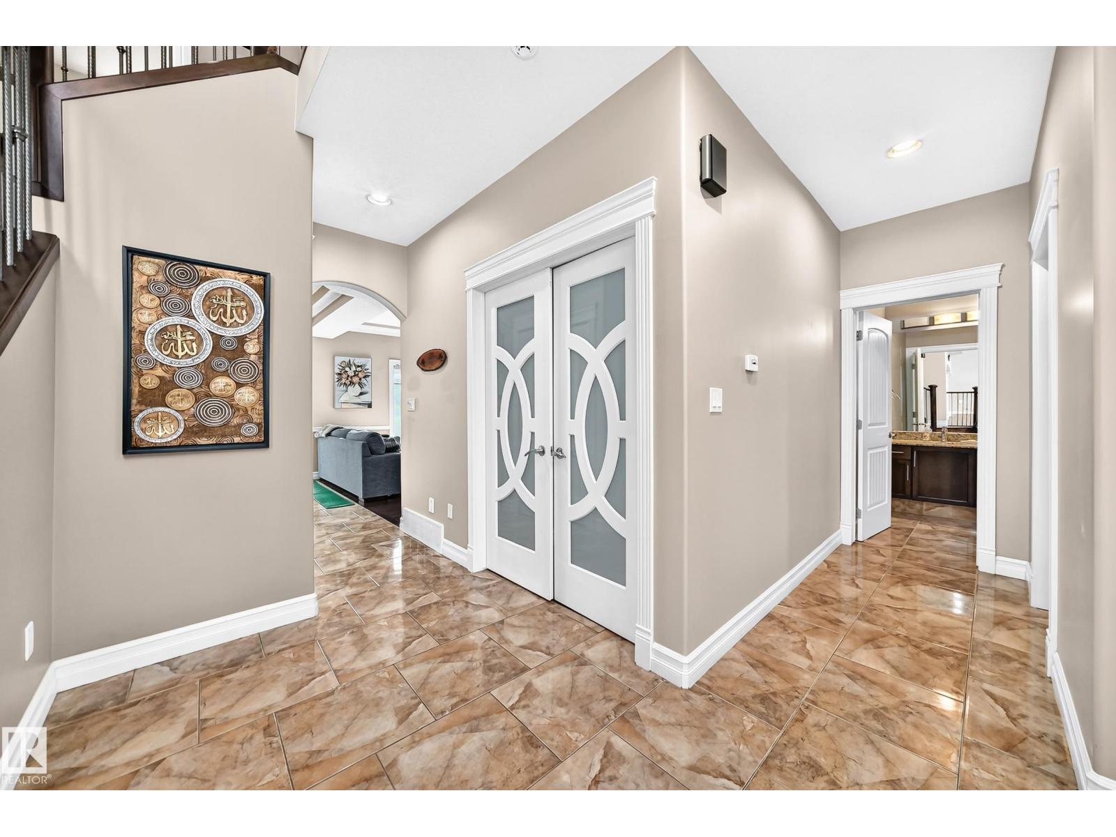 7211 170 Av Nw Property Photo 32