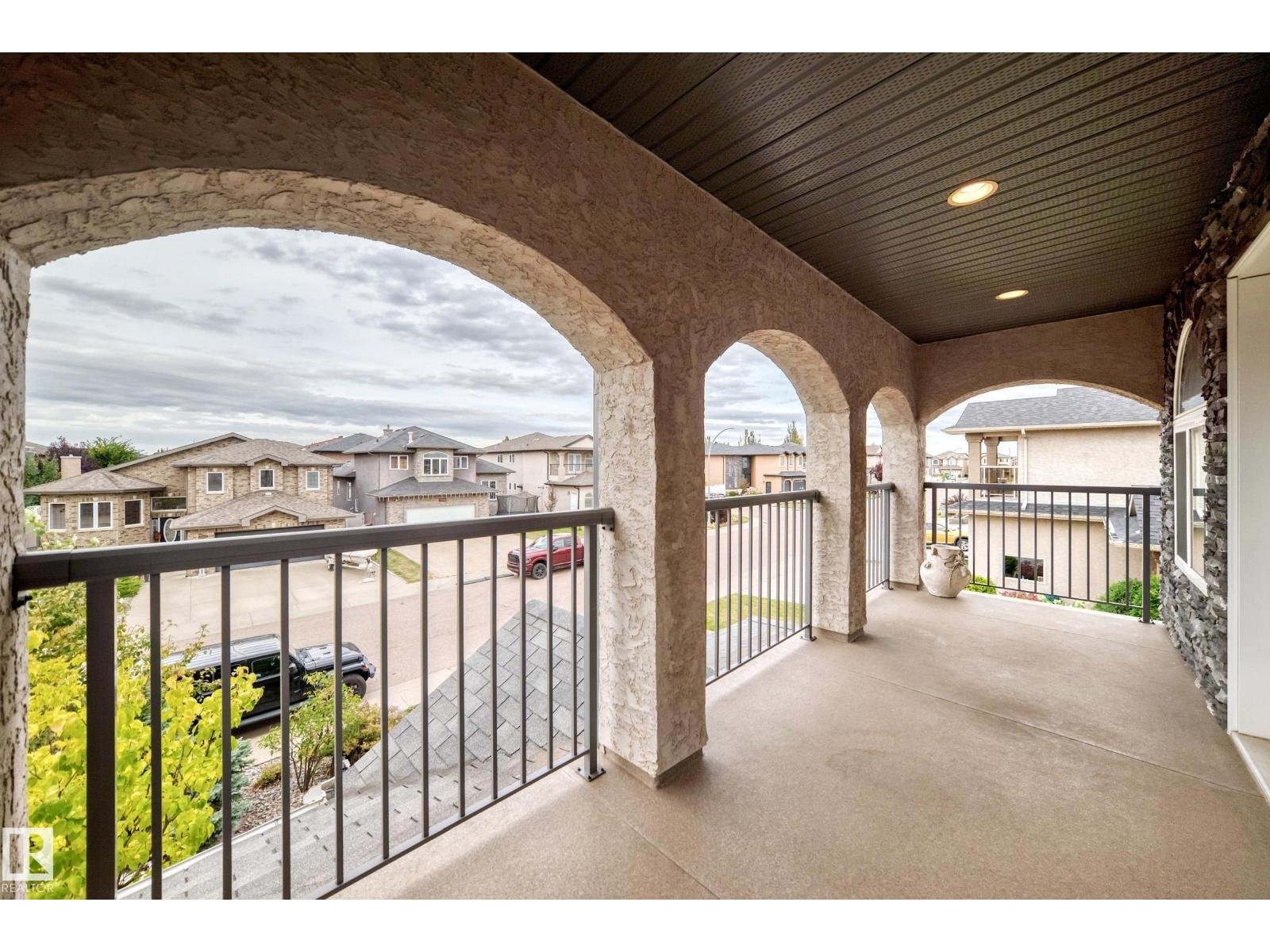 7211 170 Av Nw Property Photo 38