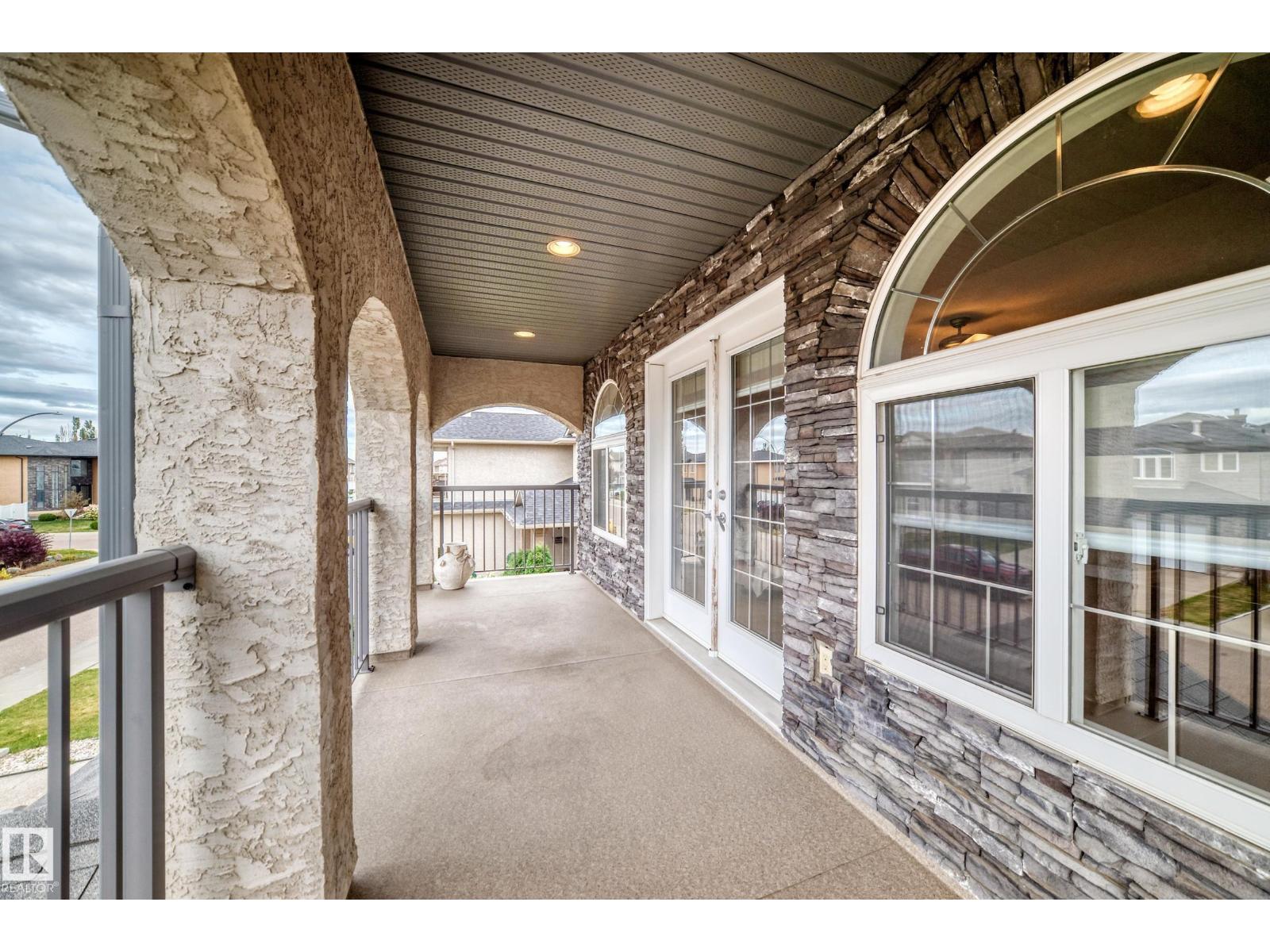 7211 170 Av Nw Property Photo 39