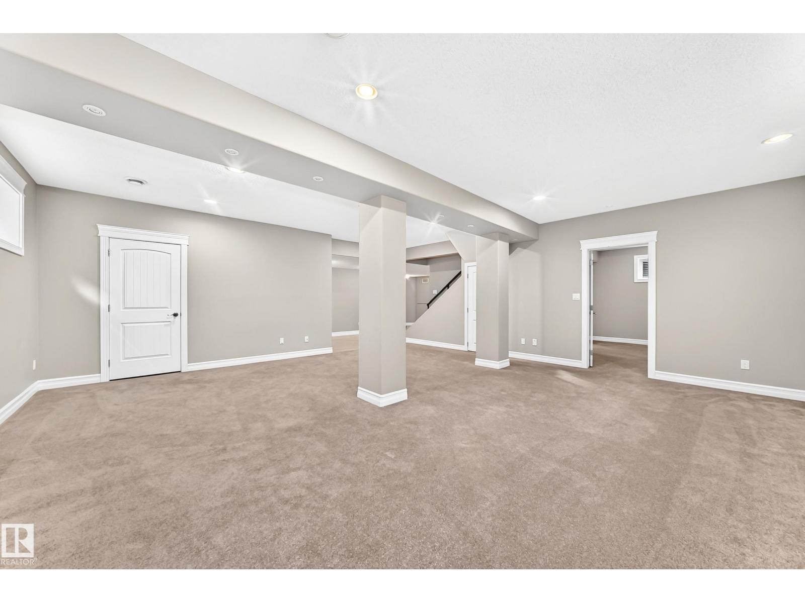 7211 170 Av Nw Property Photo 58