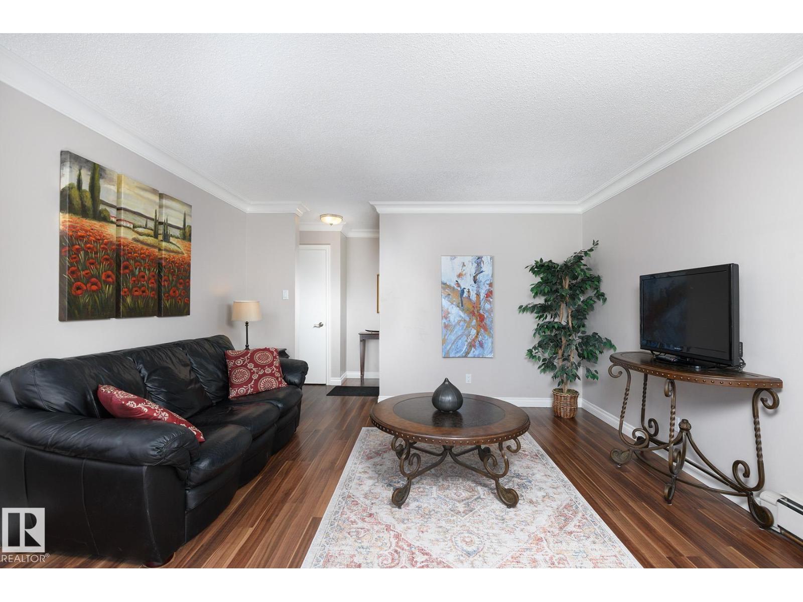 #308 10735 81 Av Nw Property Photo 3