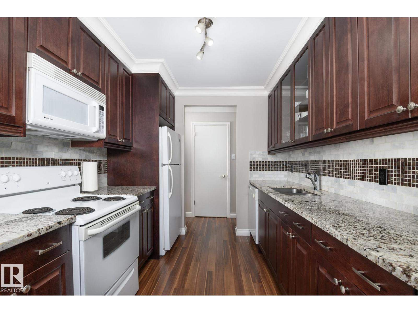 #308 10735 81 Av Nw Property Photo 9