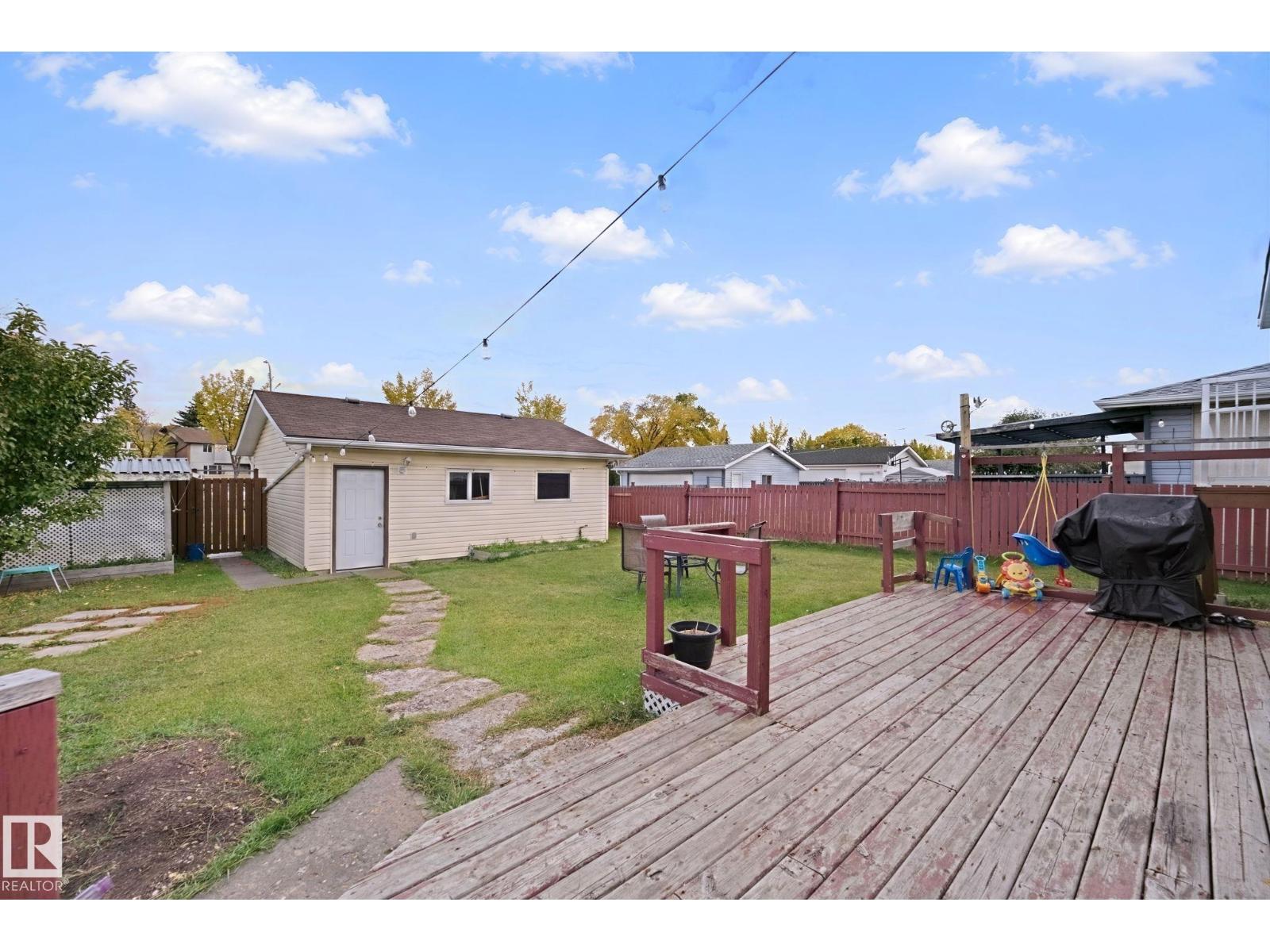 14223 83 St Nw Property Photo 33