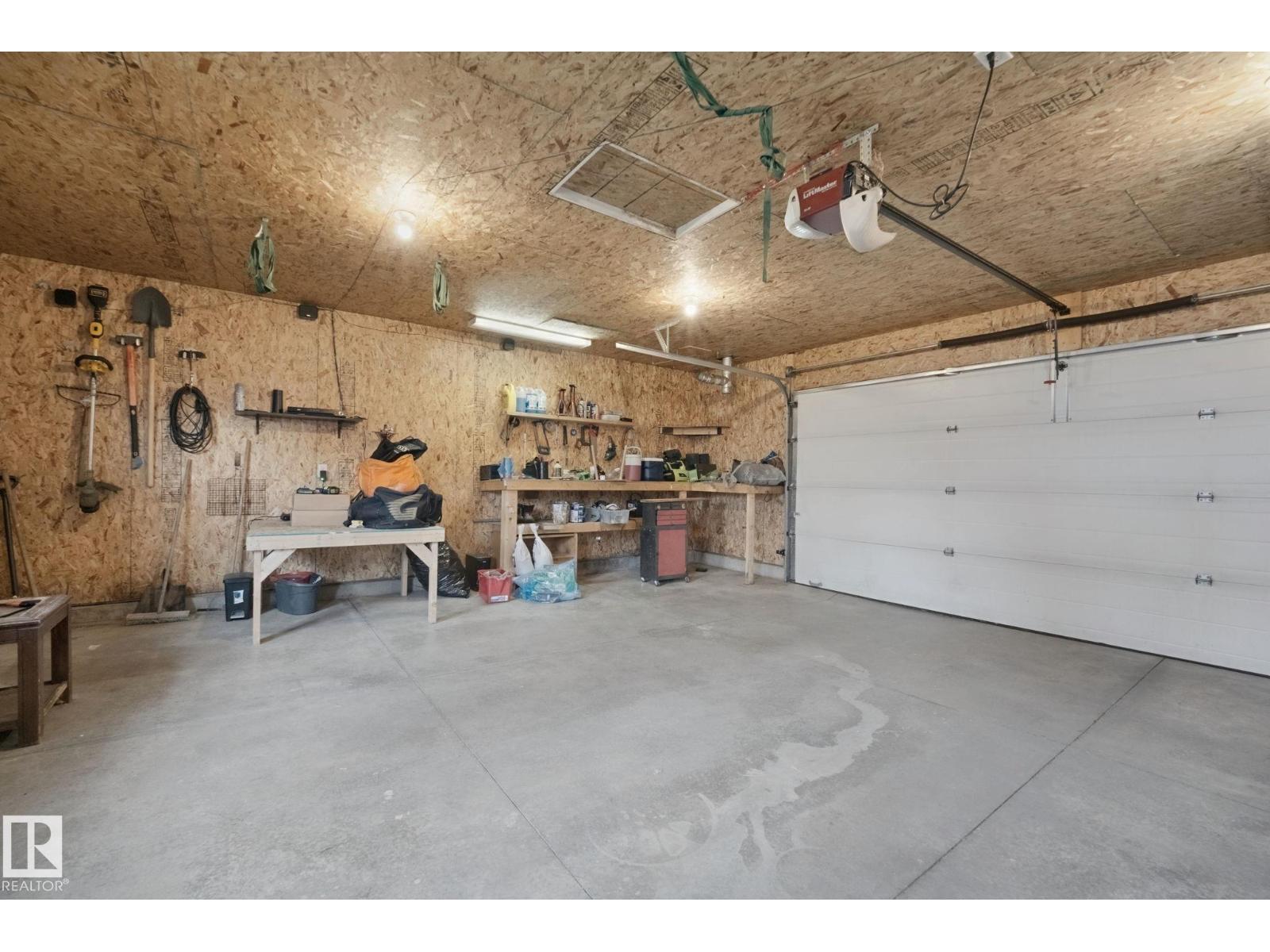 14223 83 St Nw Property Photo 38