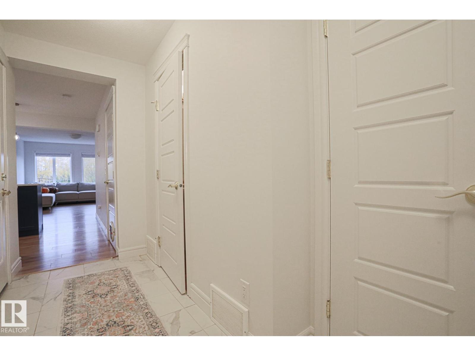 3833 Robins Cr Nw Property Photo 5