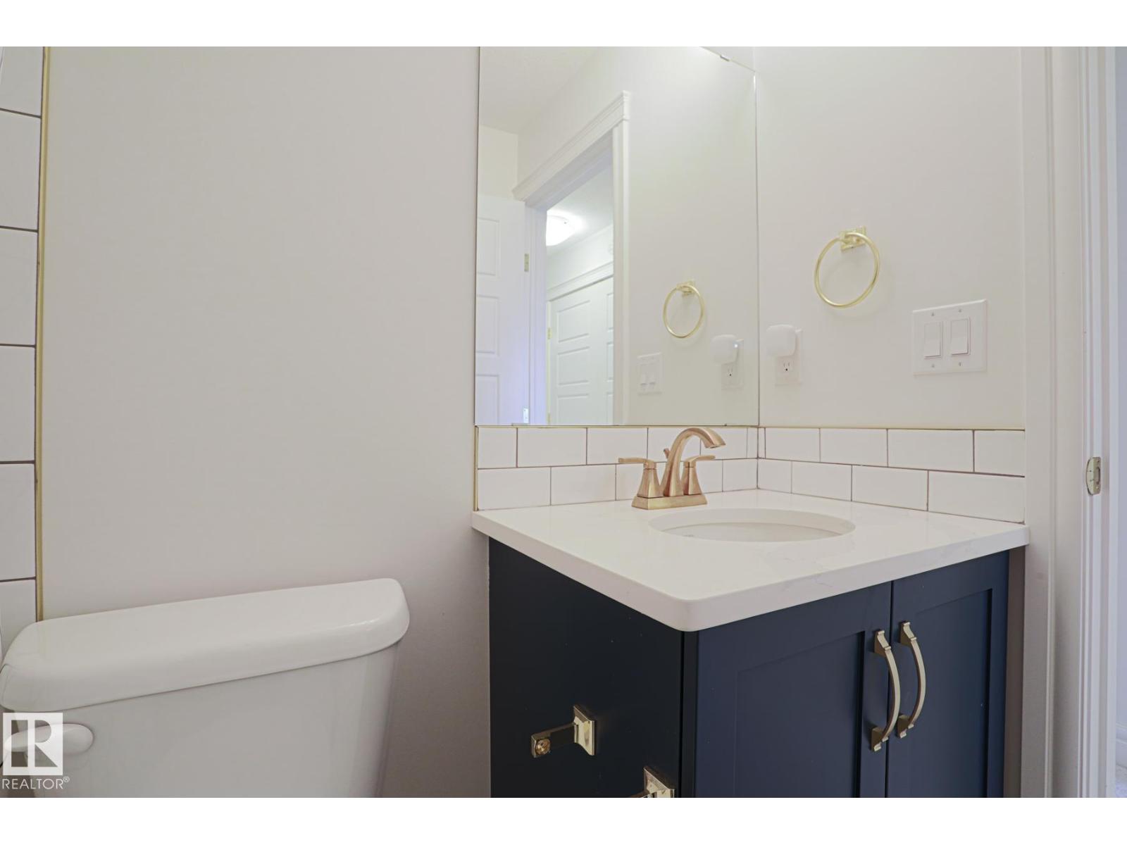 3833 Robins Cr Nw Property Photo 27