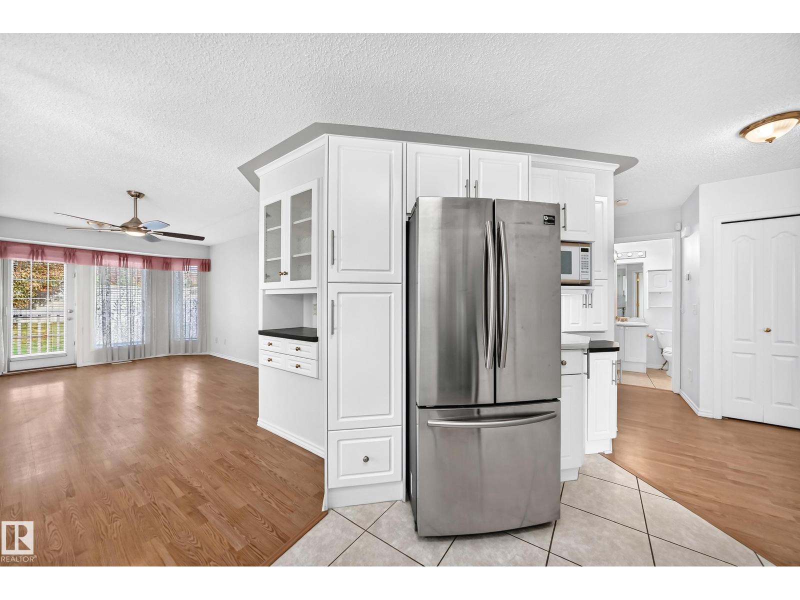 #35 14428 Miller Bv Nw Property Photo 8