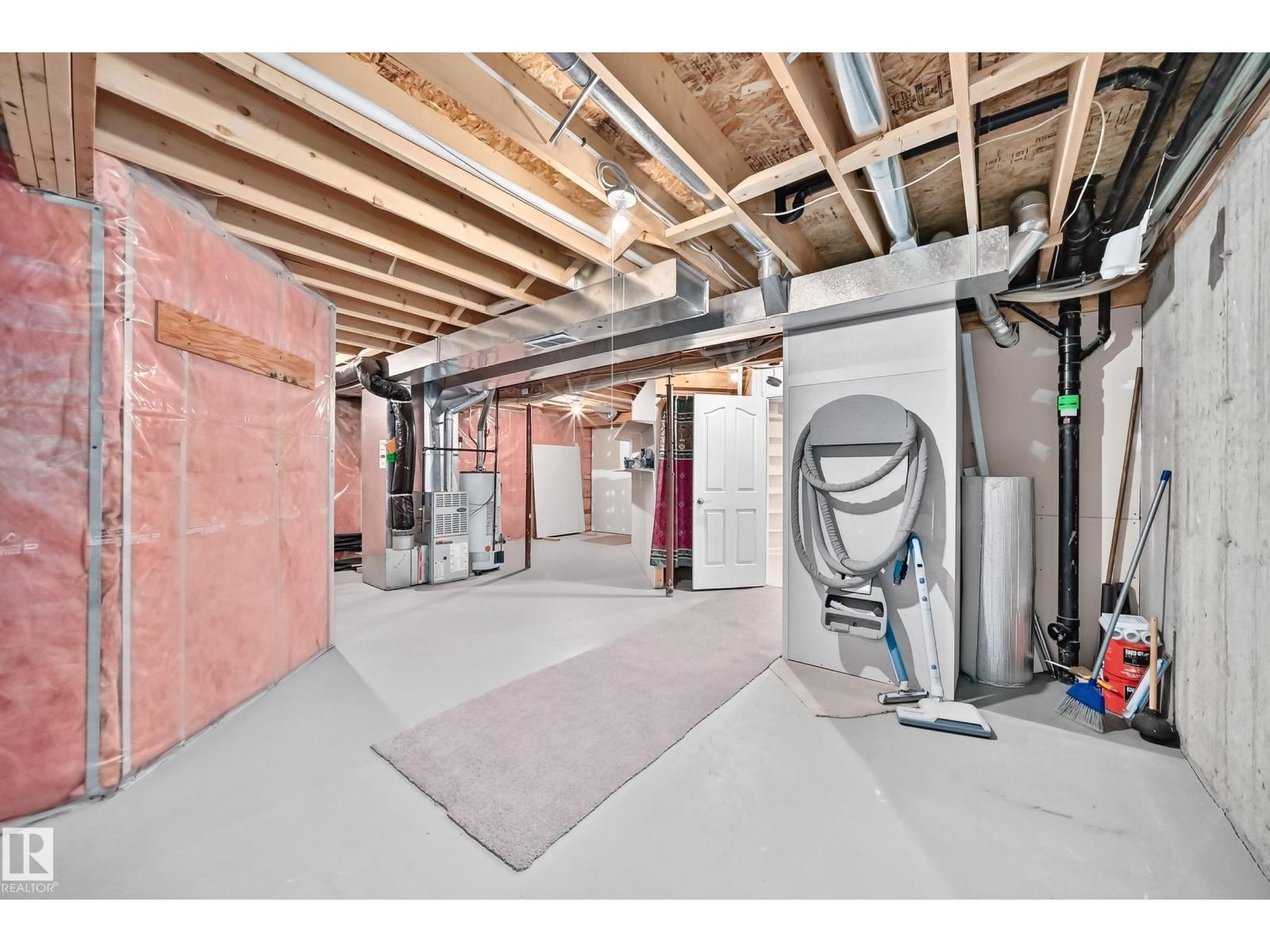 #35 14428 Miller Bv Nw Property Photo 39