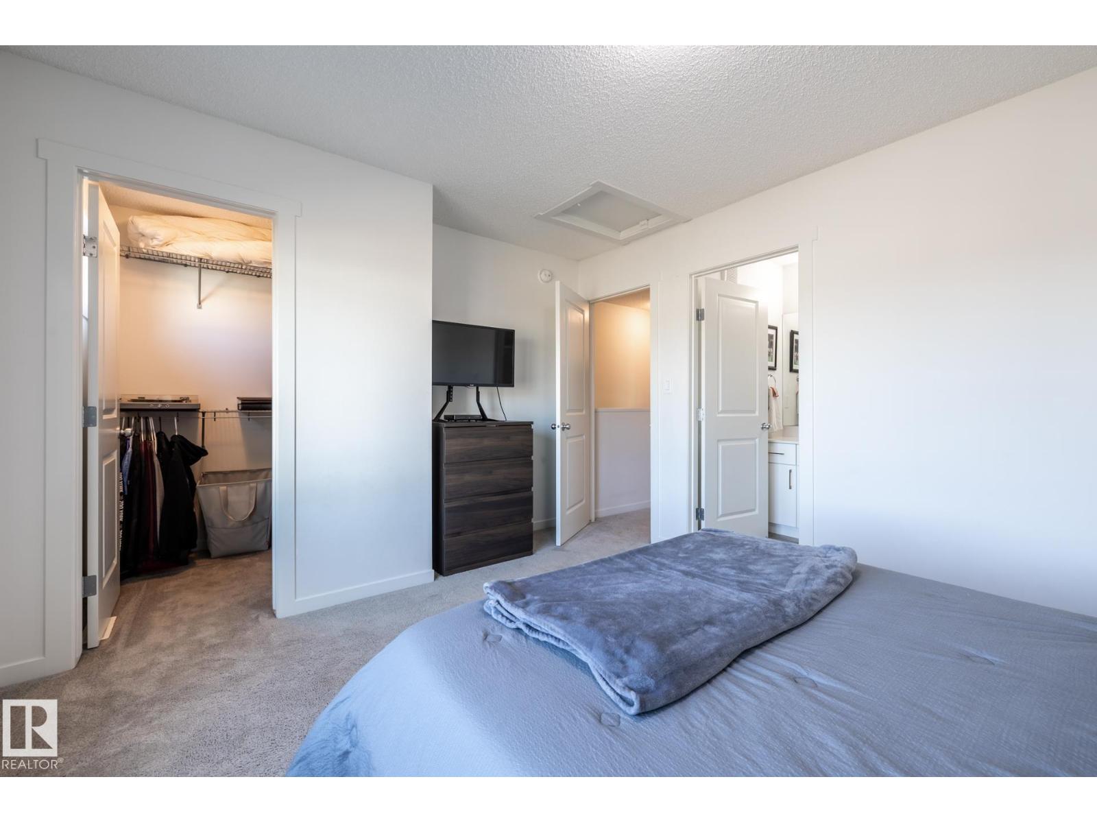 1273 Mcleod Av Property Photo 21