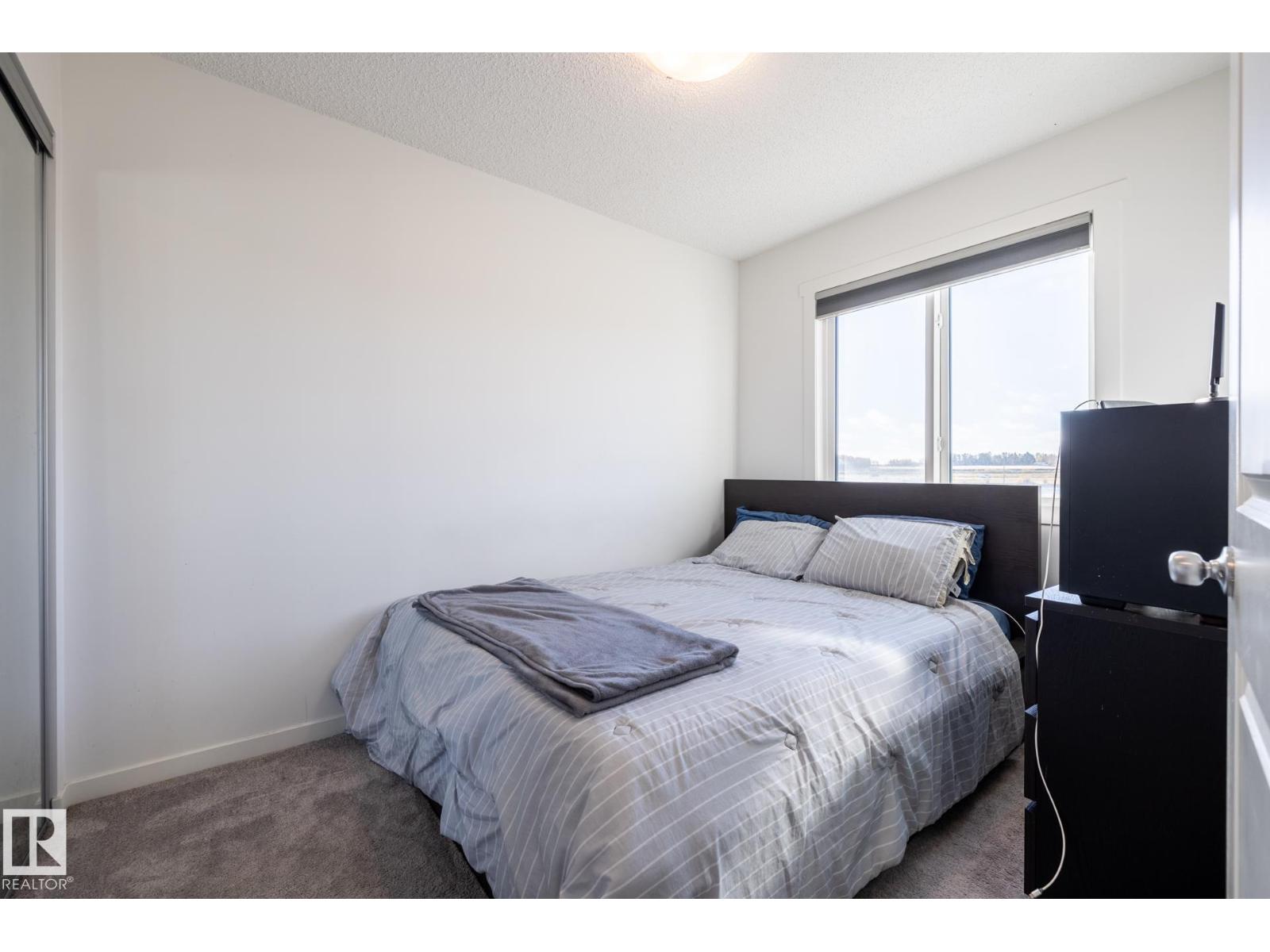 1273 Mcleod Av Property Photo 31