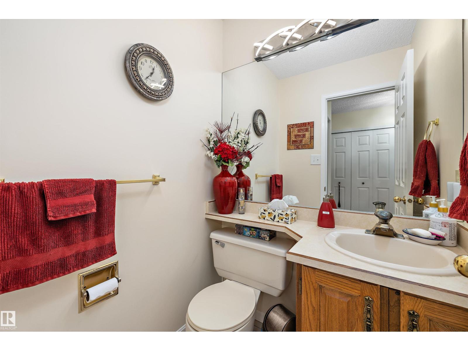 45 Blue Quill Cr Nw Property Photo 27