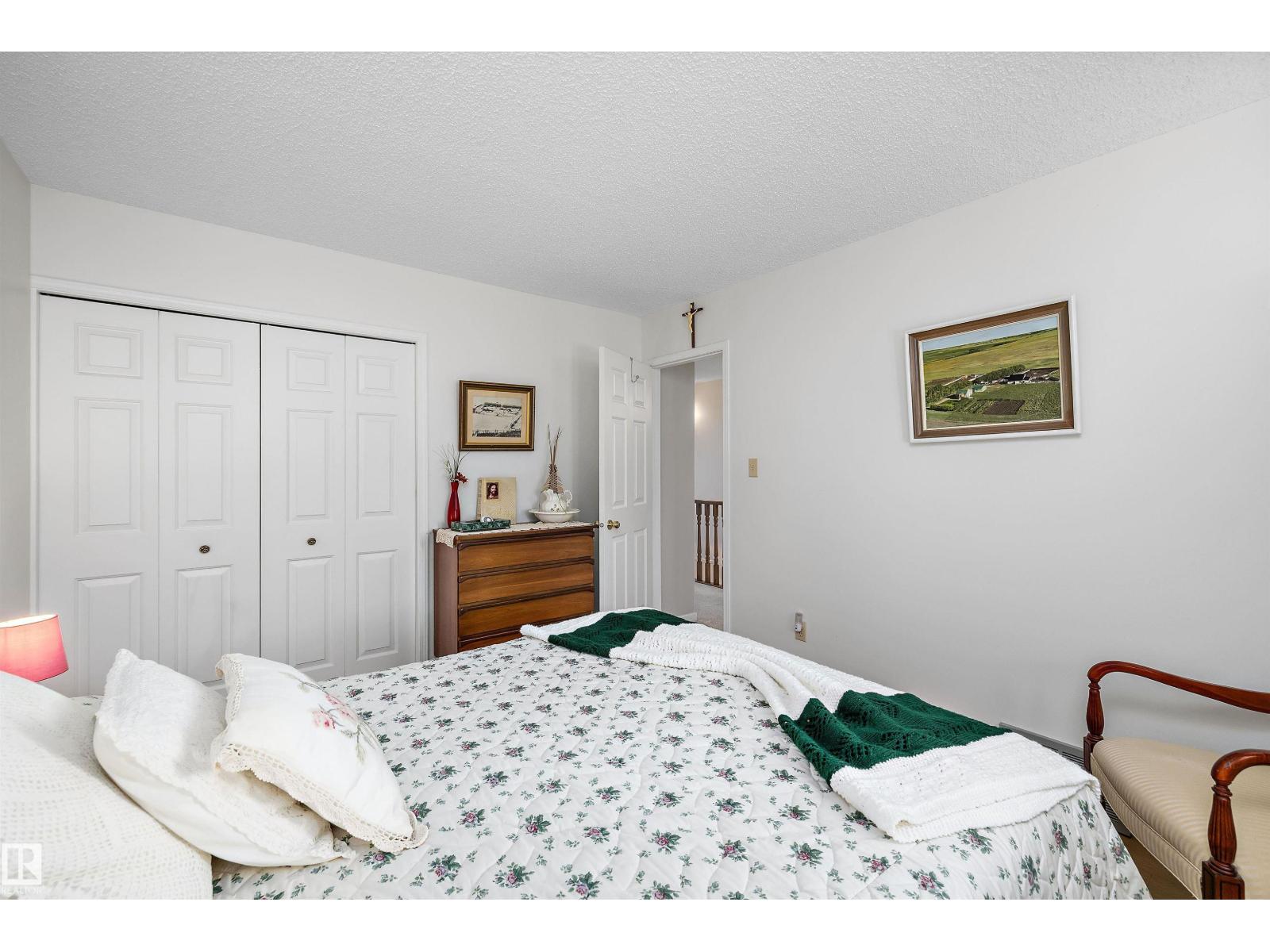 45 Blue Quill Cr Nw Property Photo 35
