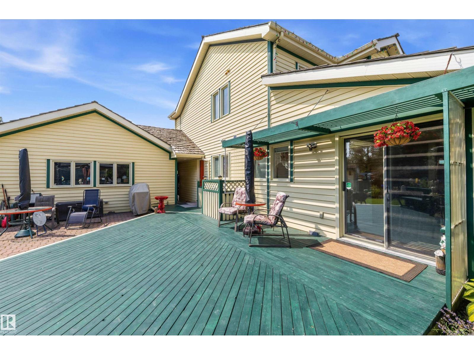 45 Blue Quill Cr Nw Property Photo 53