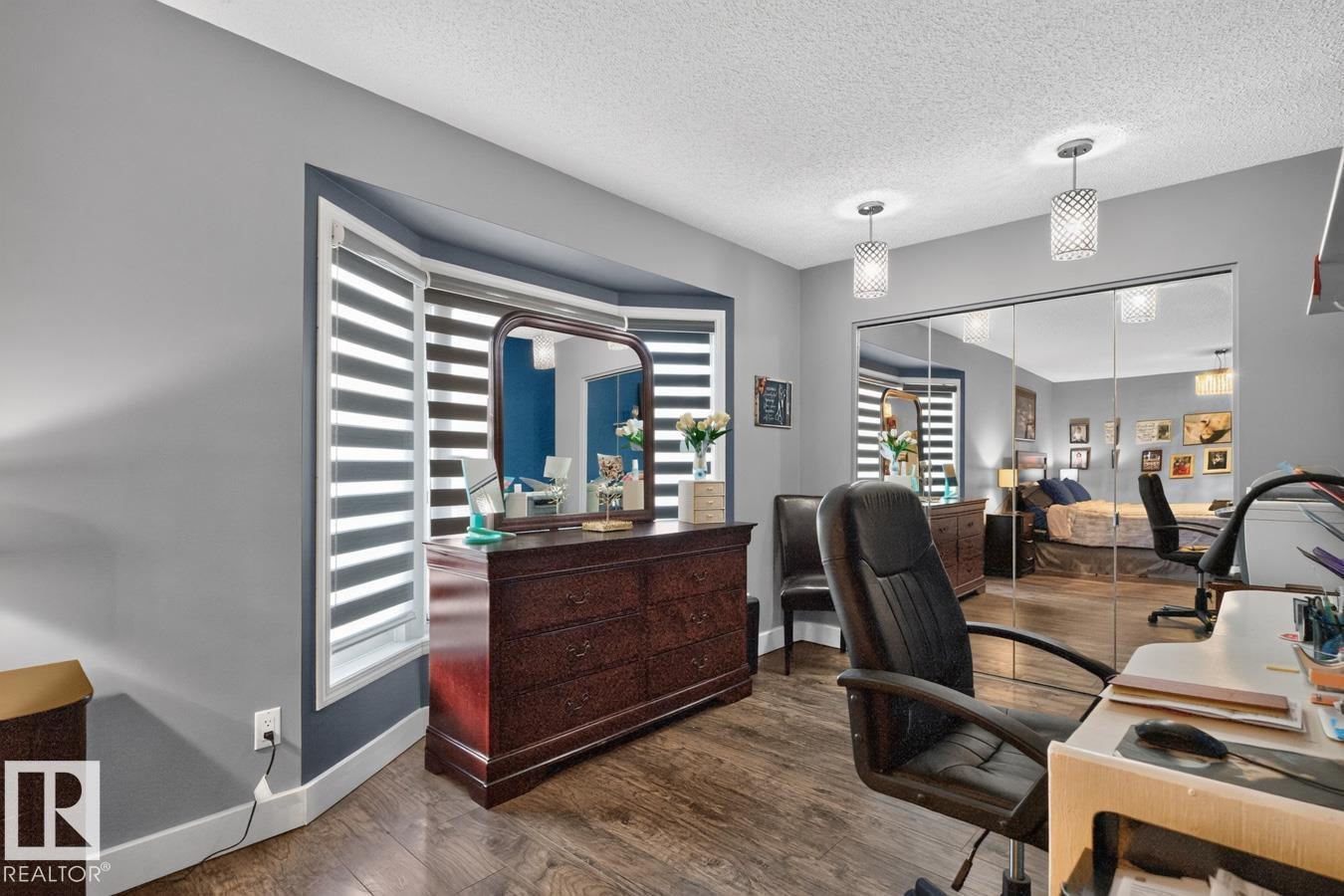 5502 48 Av Property Photo 21
